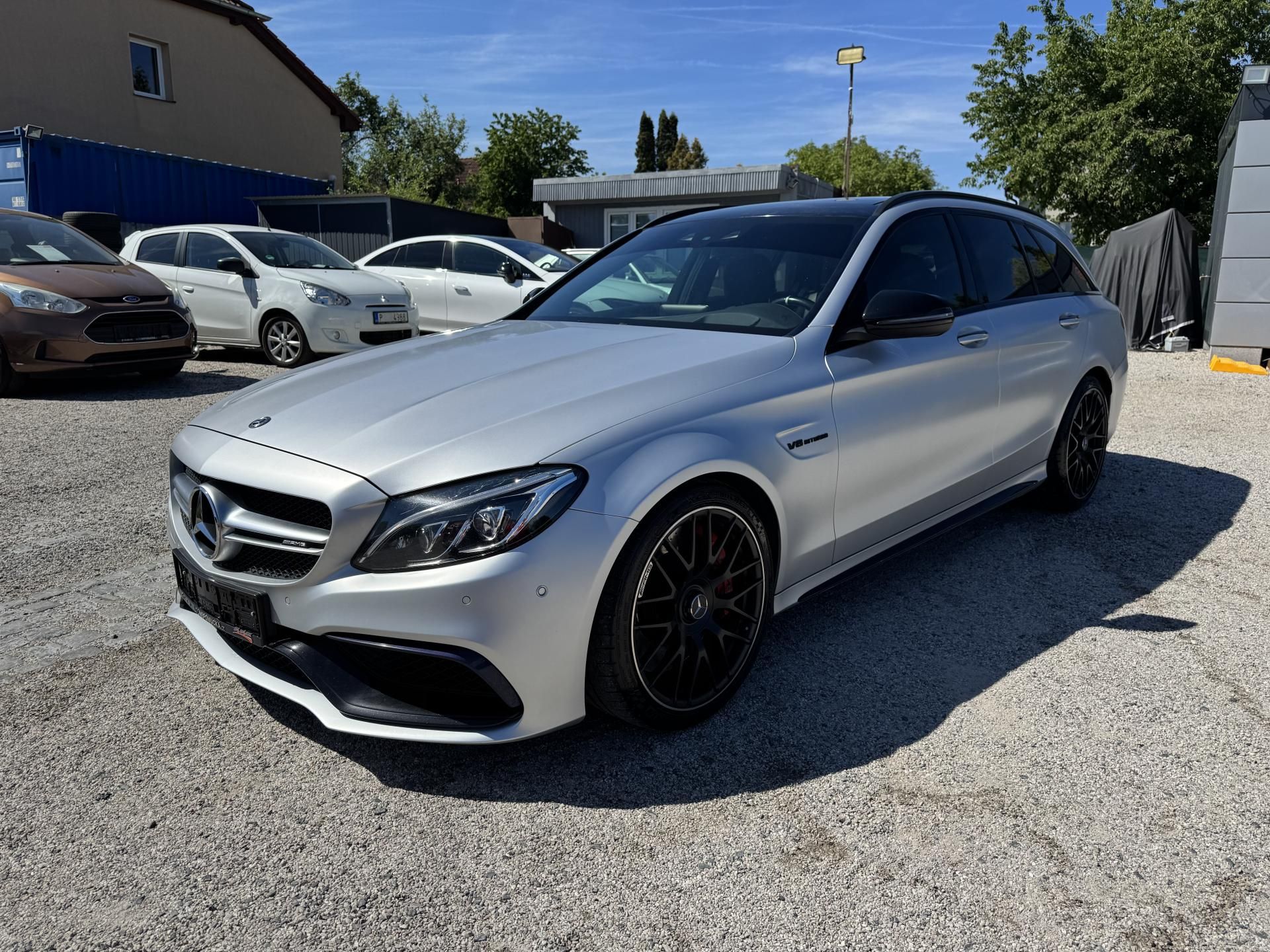 Mercedes-Benz Třídy C, C63S AMG V8 Biturbo Burmester - fotka 4
