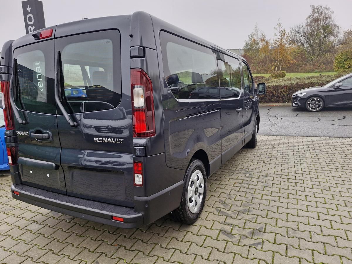 Renault Trafic, L2 Automat 150k 8míst - fotka 3