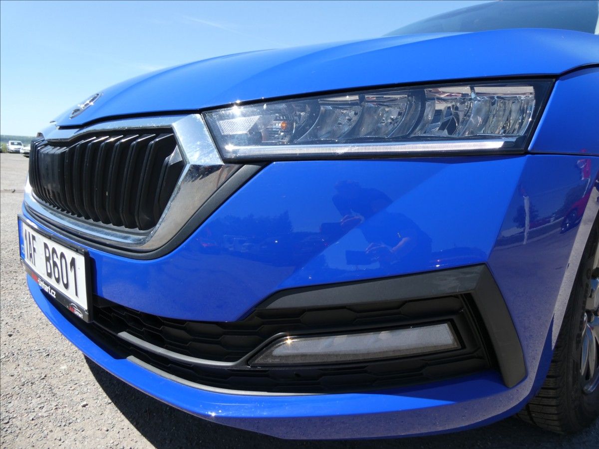 Škoda Octavia, 2,0 TDi 85kW DPH, koupeno v ČR - fotka 4