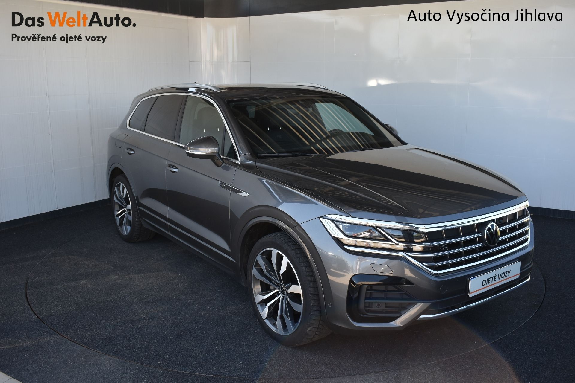 Volkswagen Touareg, 3.0TDI 210kW 4Motion, LED Matr - fotka 6