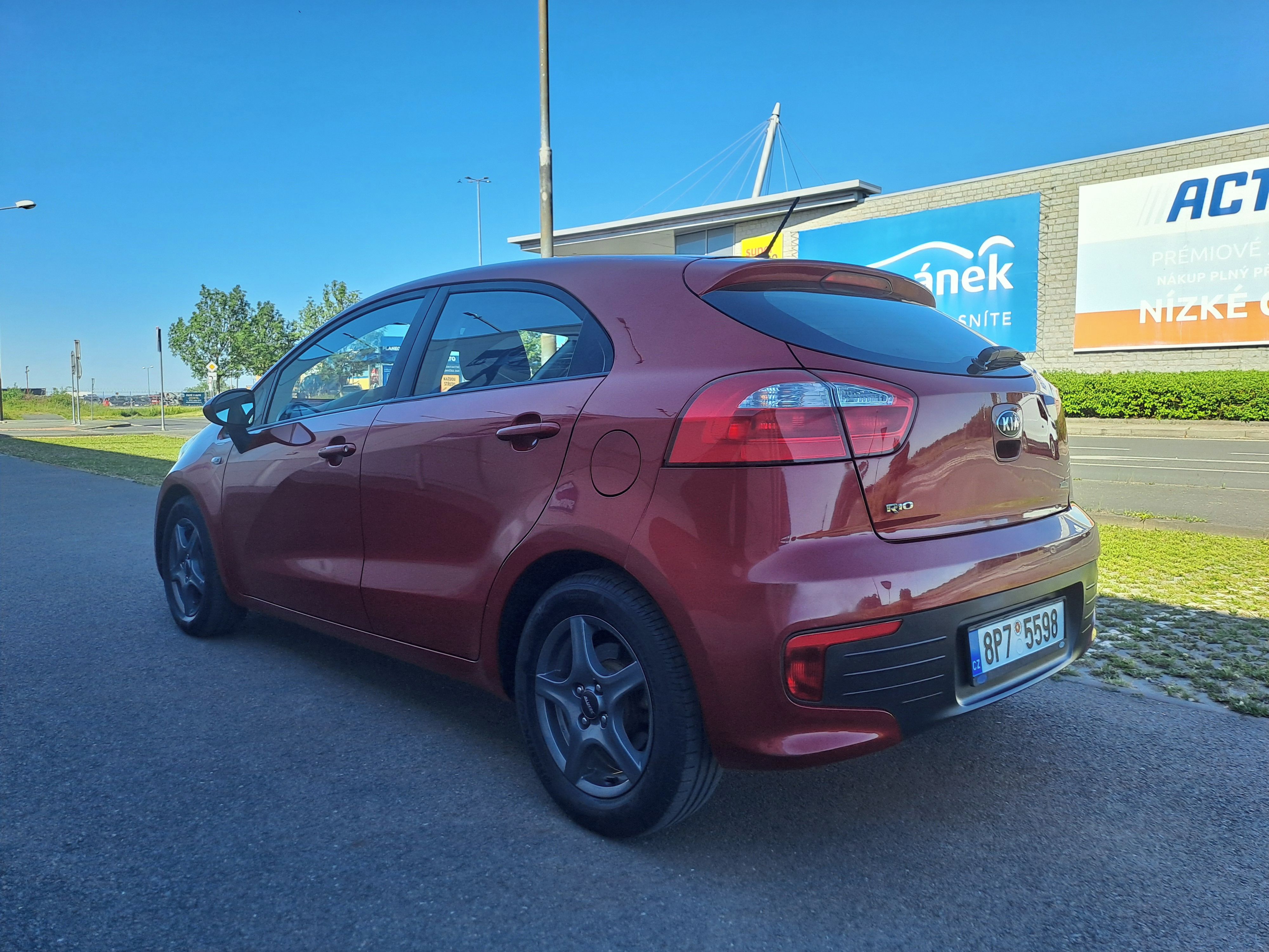 Kia Rio, 1.2i 62KW 1.MAJ EXTRA PĚKNÉ+ - fotka 5