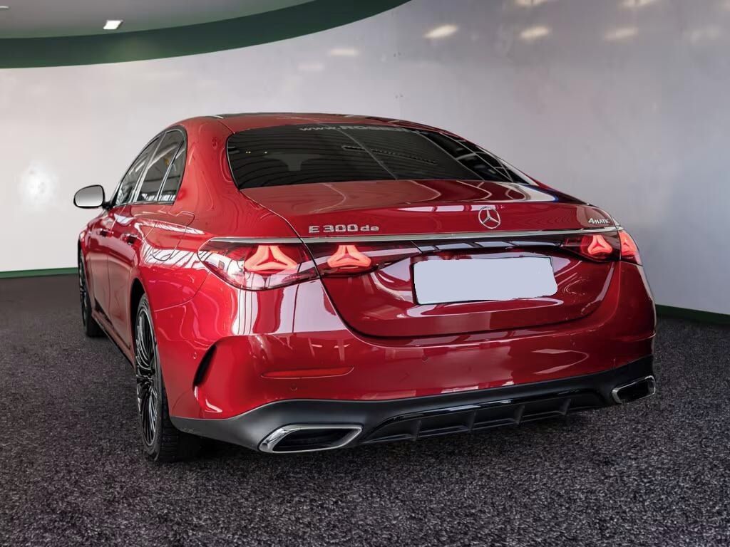 Mercedes-Benz Třídy E, E 300 de 4M AMG Sport Premium - fotka 2