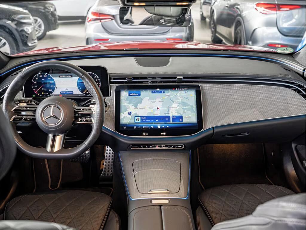 Mercedes-Benz Třídy E, E 300 de 4M AMG Sport Premium - fotka 3