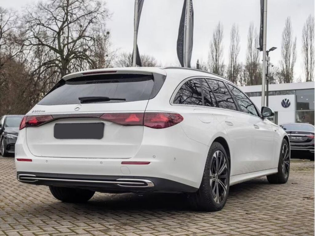 Mercedes-Benz Třídy E, E 300 de T Avantgarde/LED/Cam/ - fotka 2