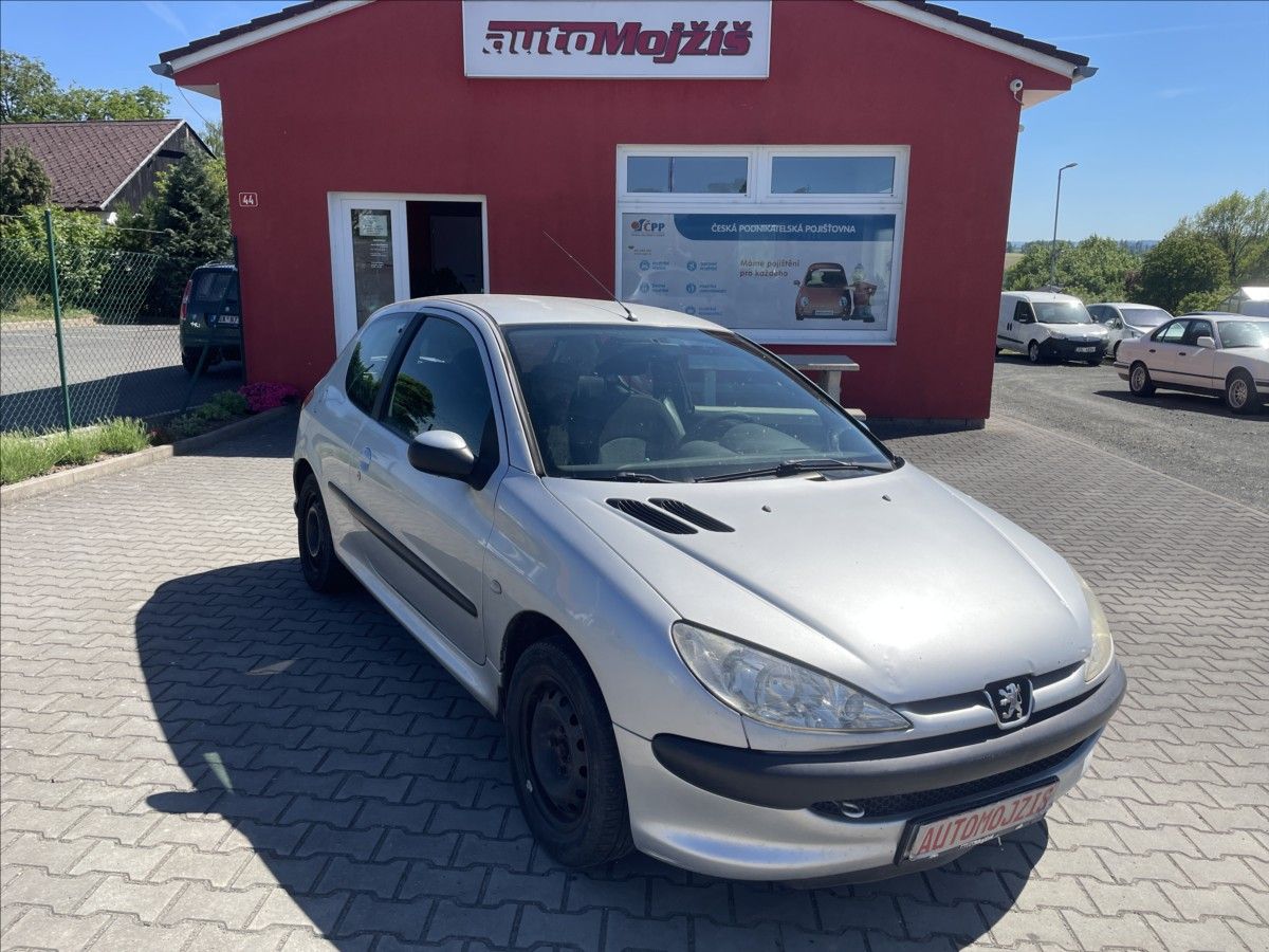Peugeot 206, 1,4 HDI NOVÉ v ČR WEBASTO NOVÁ