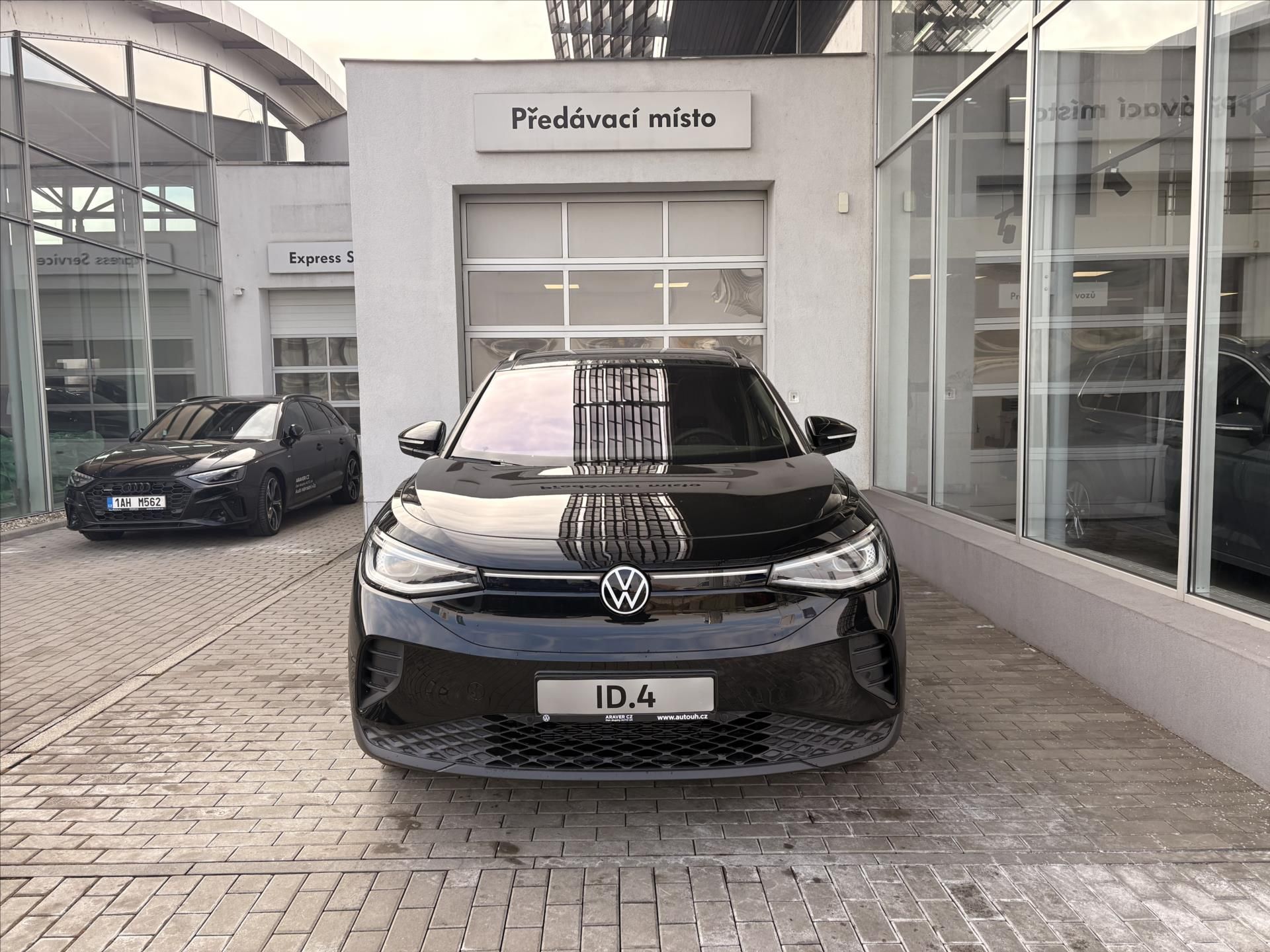 Volkswagen ID.4, 210 kW 77kWh  Pro People - fotka 2
