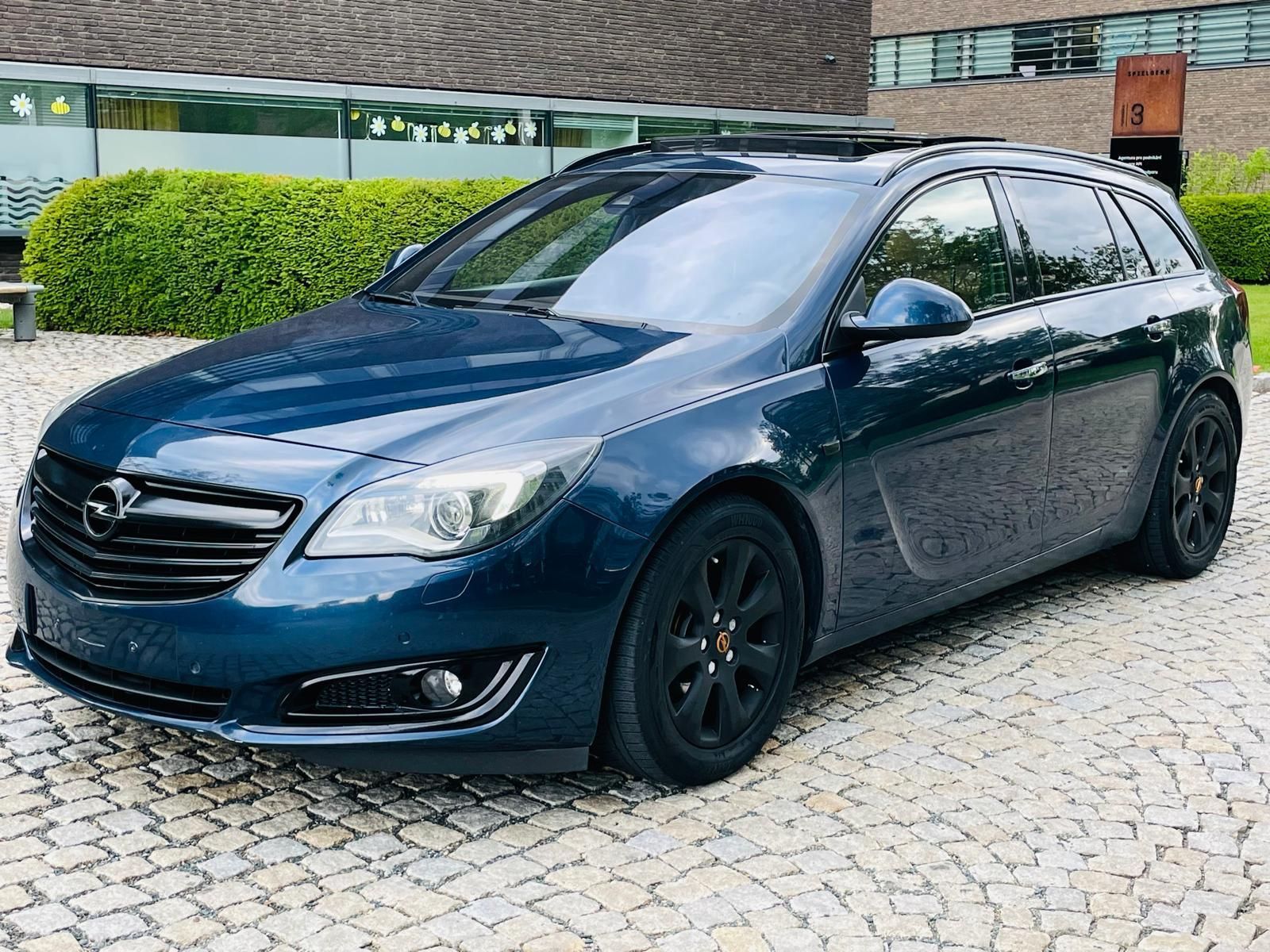 Opel Insignia, 2.0CDTi 4x4 AUTOMAT SERVISKA - fotka 5