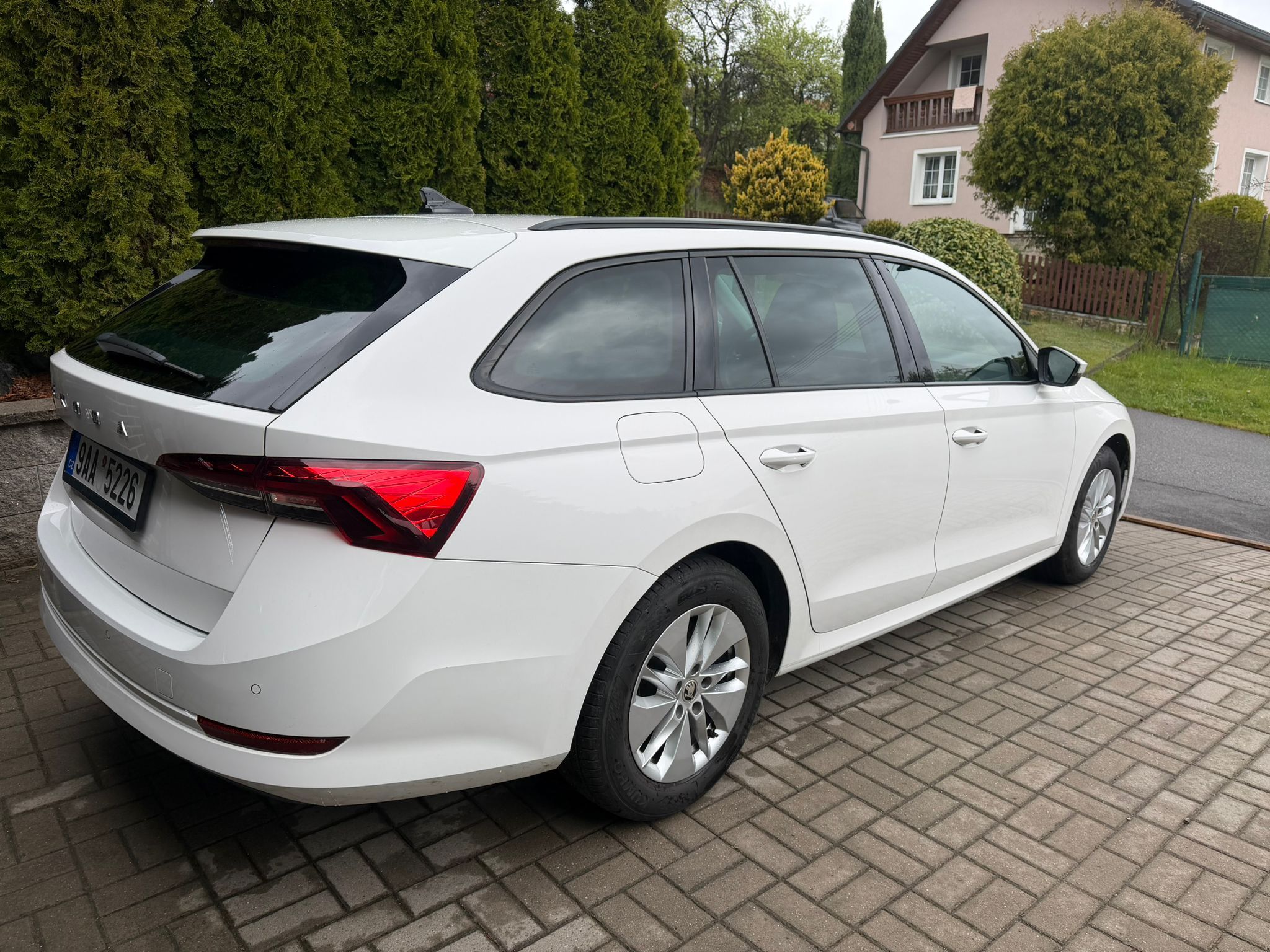 Škoda Octavia, 2,0TDi,ambient+,CZ,M6,1maj,DPH - fotka 5