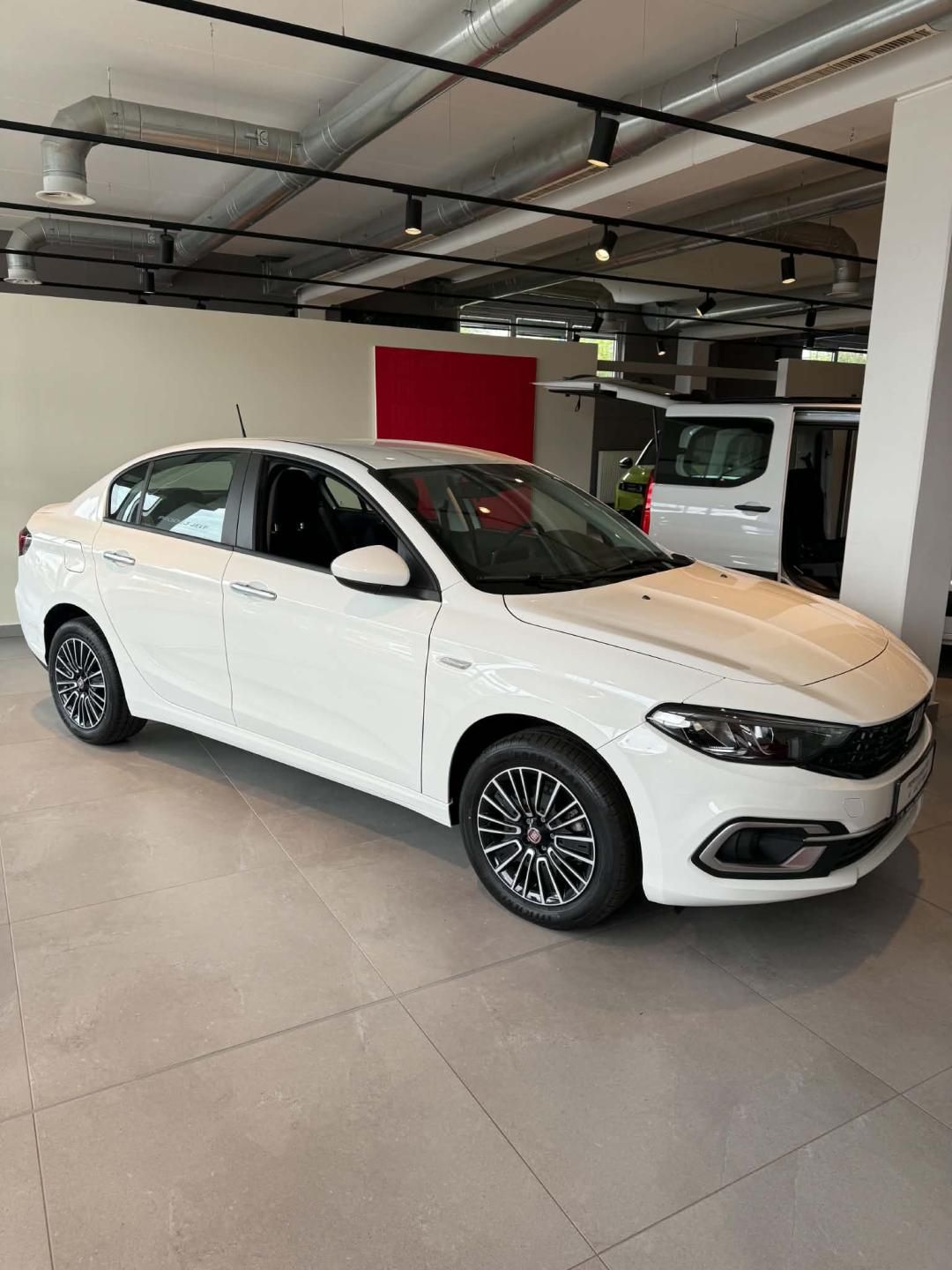 Fiat Tipo, Sedan 1.6 MultiJet - fotka 4