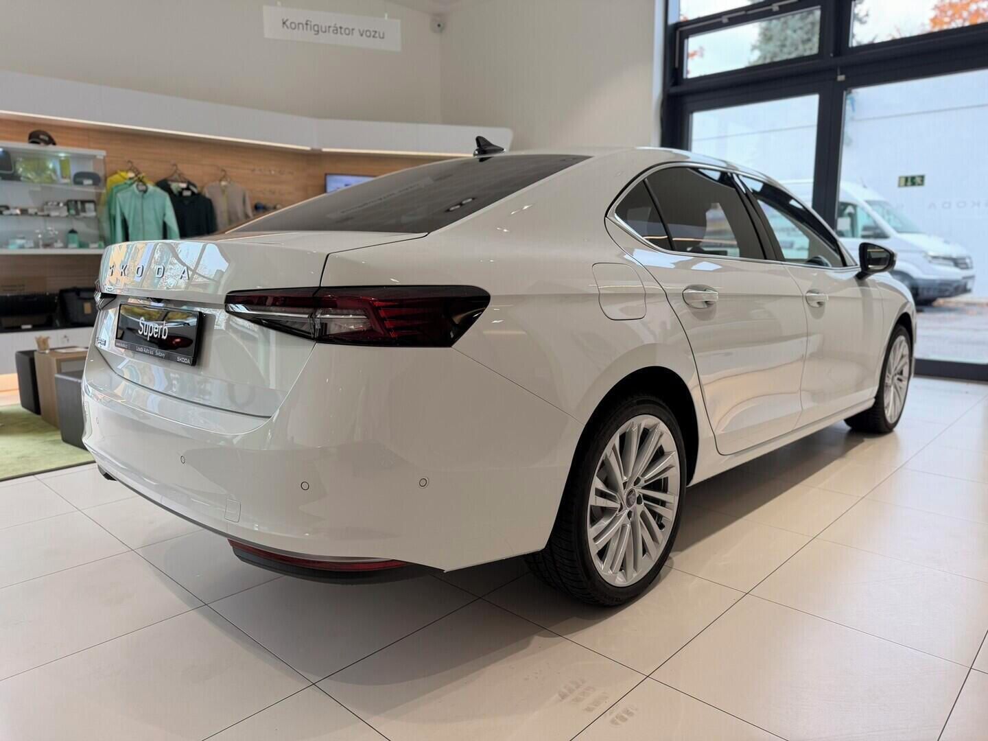 Škoda Superb, L&K 2.0 TDI 110 kW - fotka 4