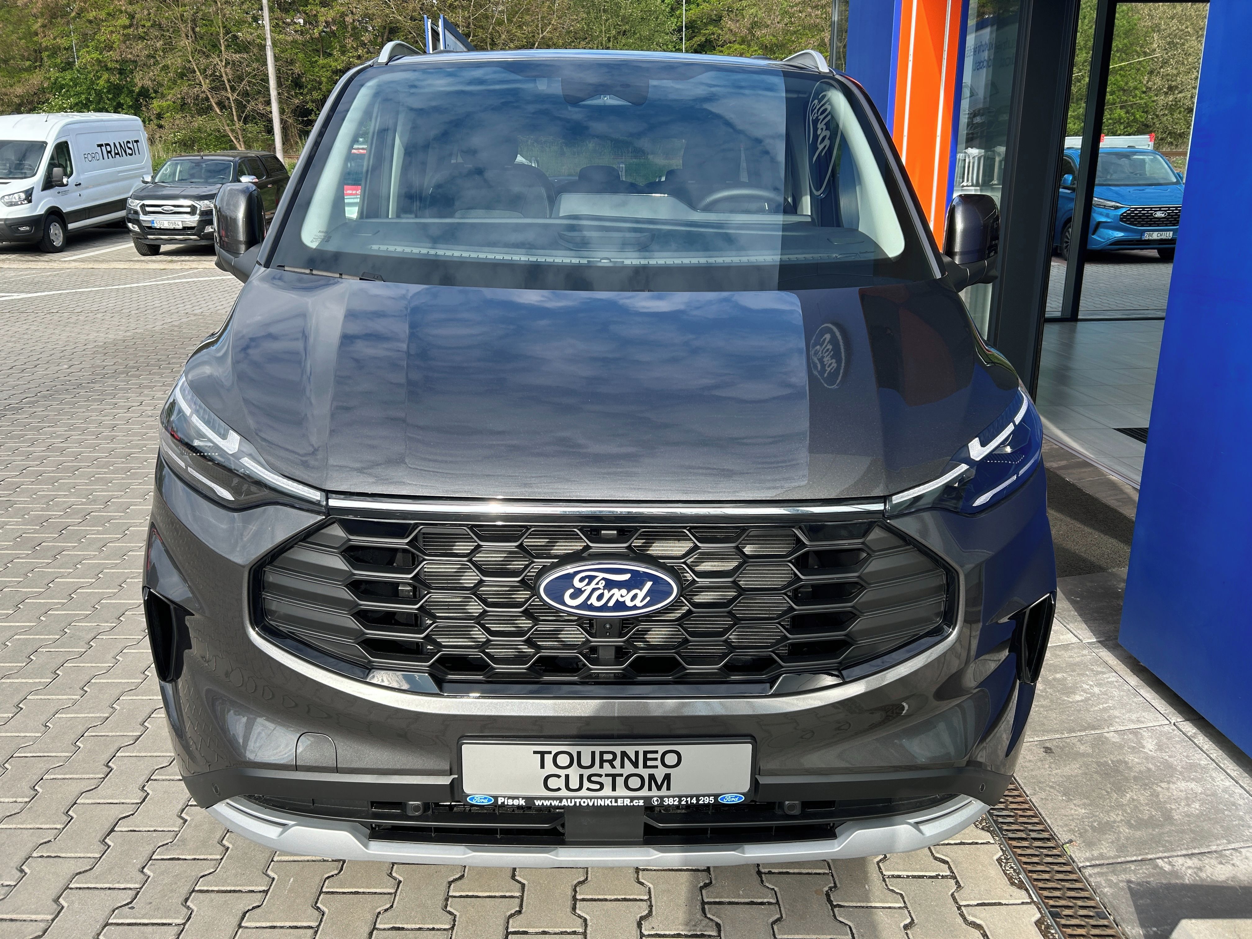 Ford Tourneo Custom, ACTIVE L1 2.0 EcoBlue 125kW - fotka 2