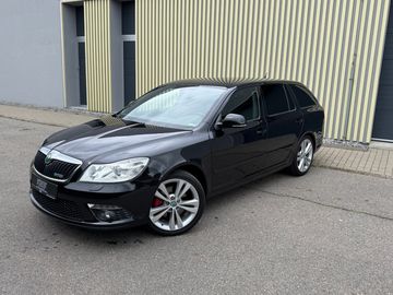 Com. RS 2.0TDi 125kW DSG! TOP