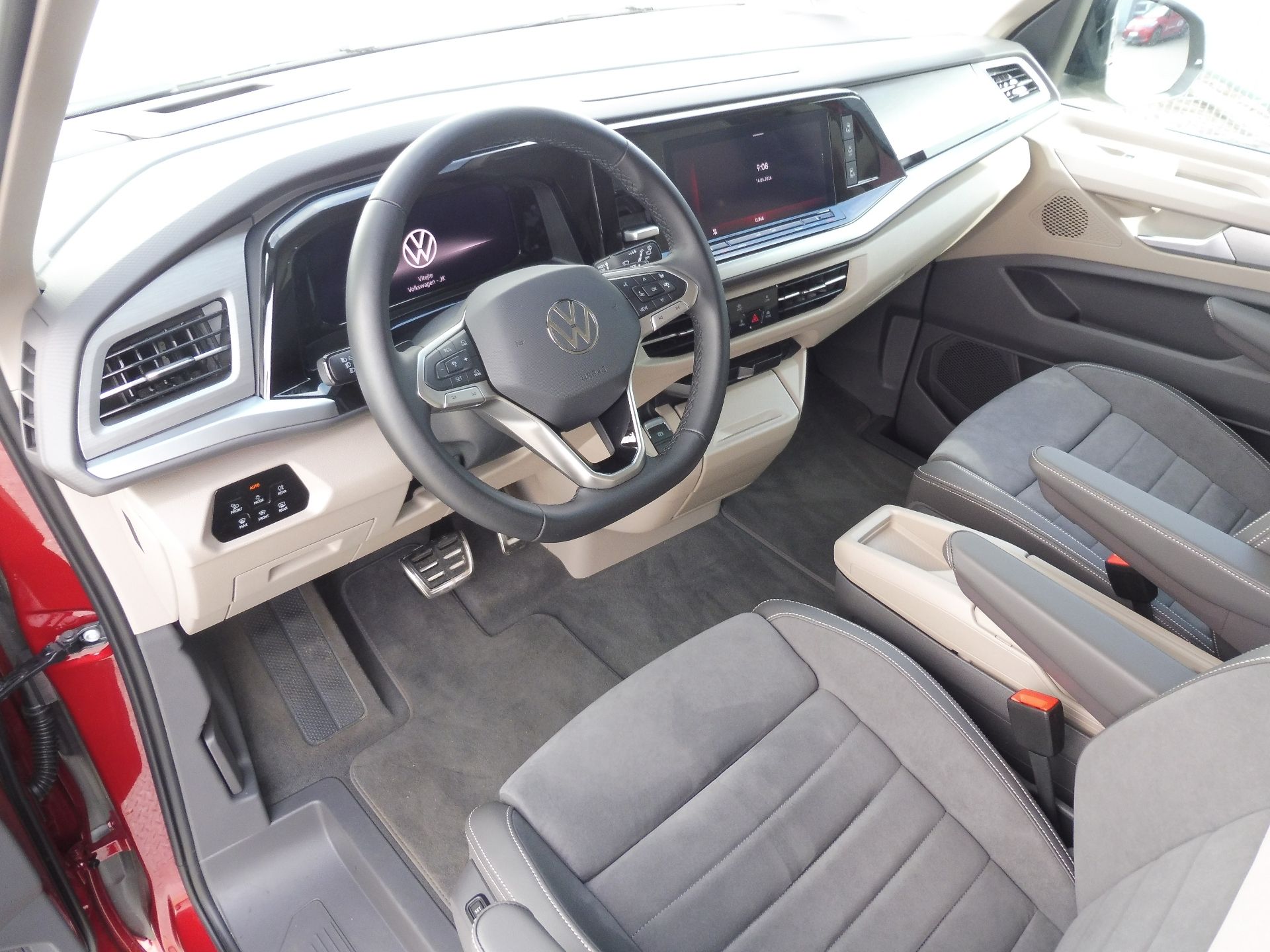 Volkswagen Multivan, Style 1,5 TSI PHEV 180kW DSG 4 - fotka 6