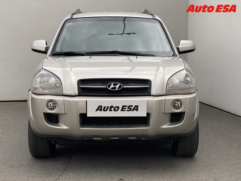 Hyundai Tucson, 2.0i - fotka 2