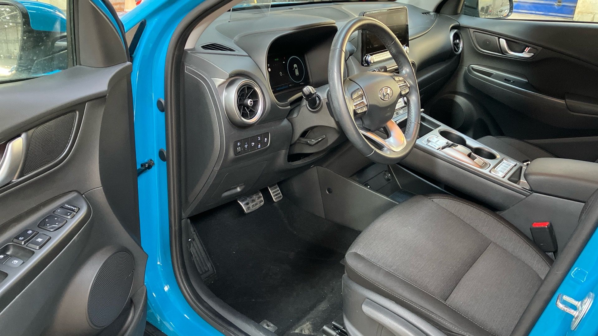 Hyundai Kona, EV 100kW Creative SoH 100% - fotka 6
