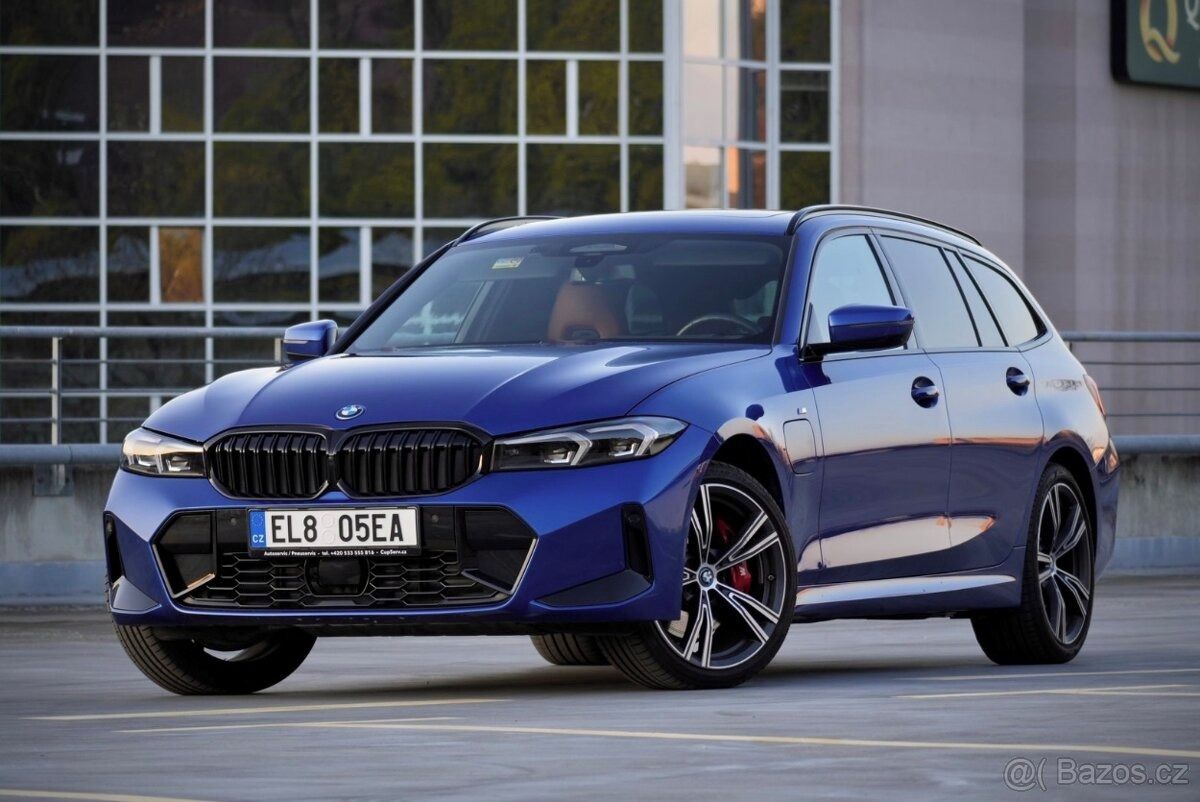 BMW Řada 3, 330e xDrive Touring M PRO