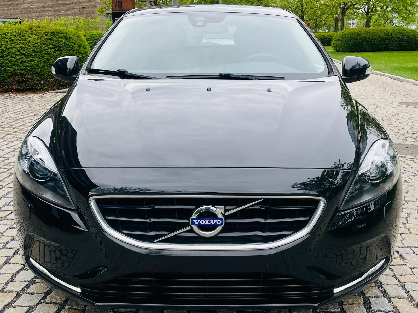 Volvo V40, 2.0D3 5VÁLEC MANUÁL 1MAJITEL - fotka 6