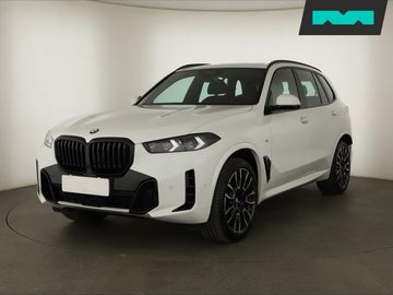 xDrive40i