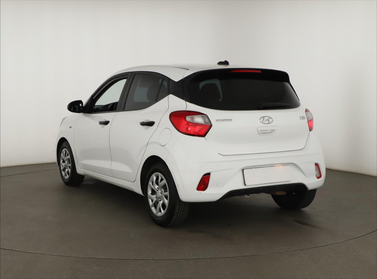 Hyundai i10, 1.0, Klima, Tempomat, El. okna - fotka 4