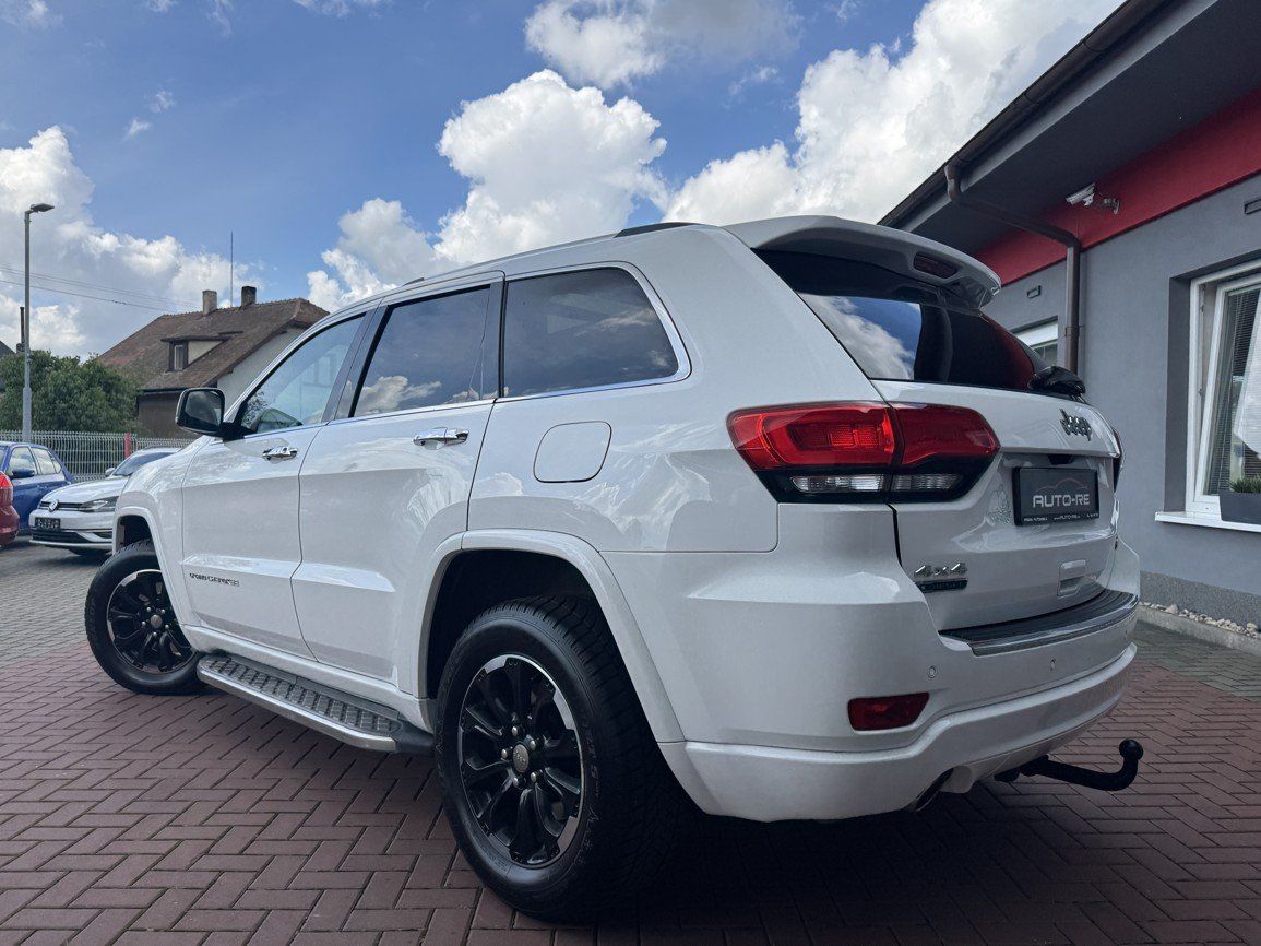 Jeep Grand Cherokee, 3.0CRD Navi Kůže Vzduch Pano - fotka 3