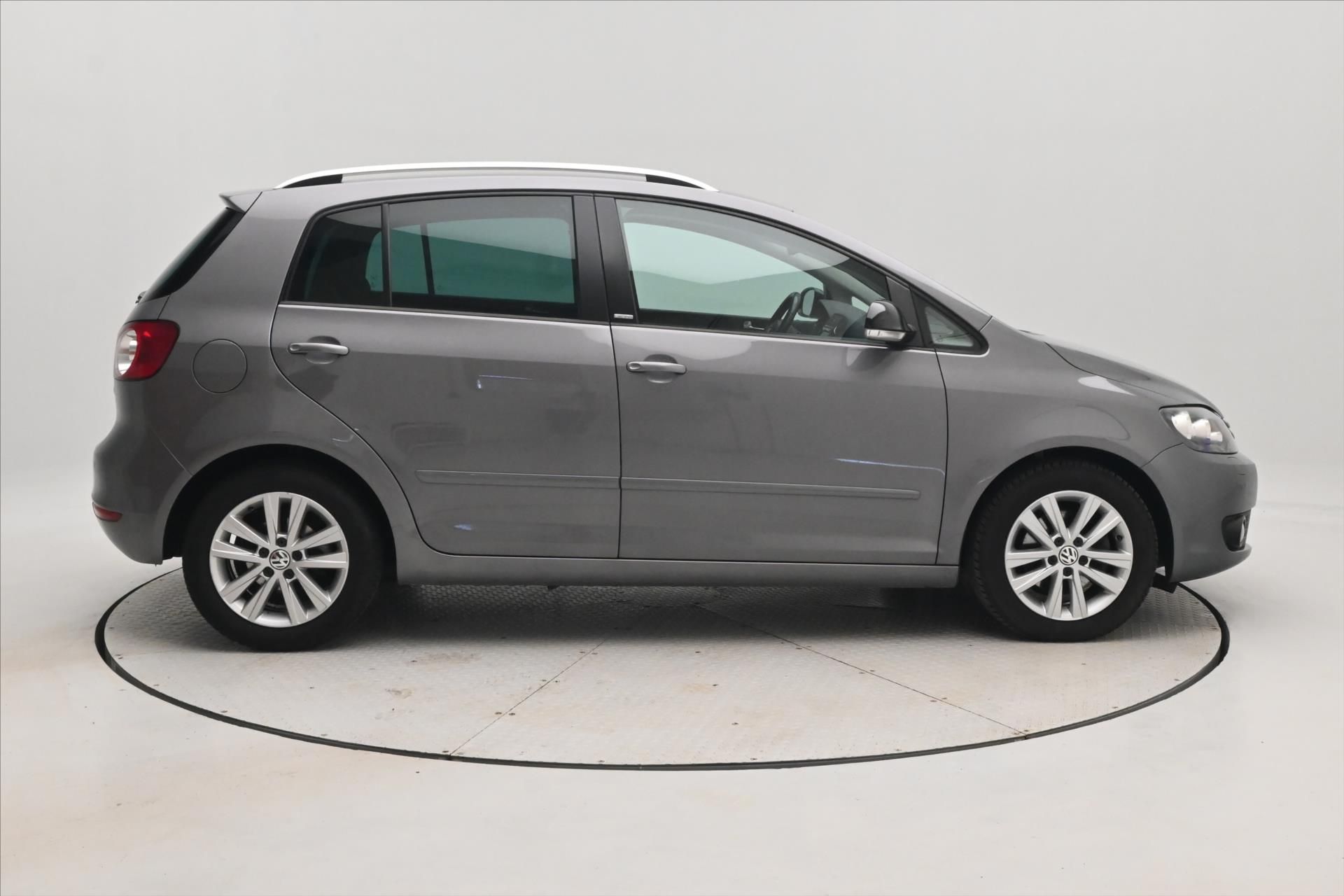 Volkswagen Golf Plus, 1,6 TDI 77kW KLIMA Tažné - fotka 4