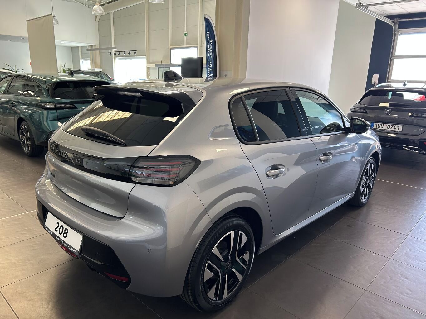 Peugeot 208, BUSINESS Hybrid 110 e-DCS6 - fotka 5