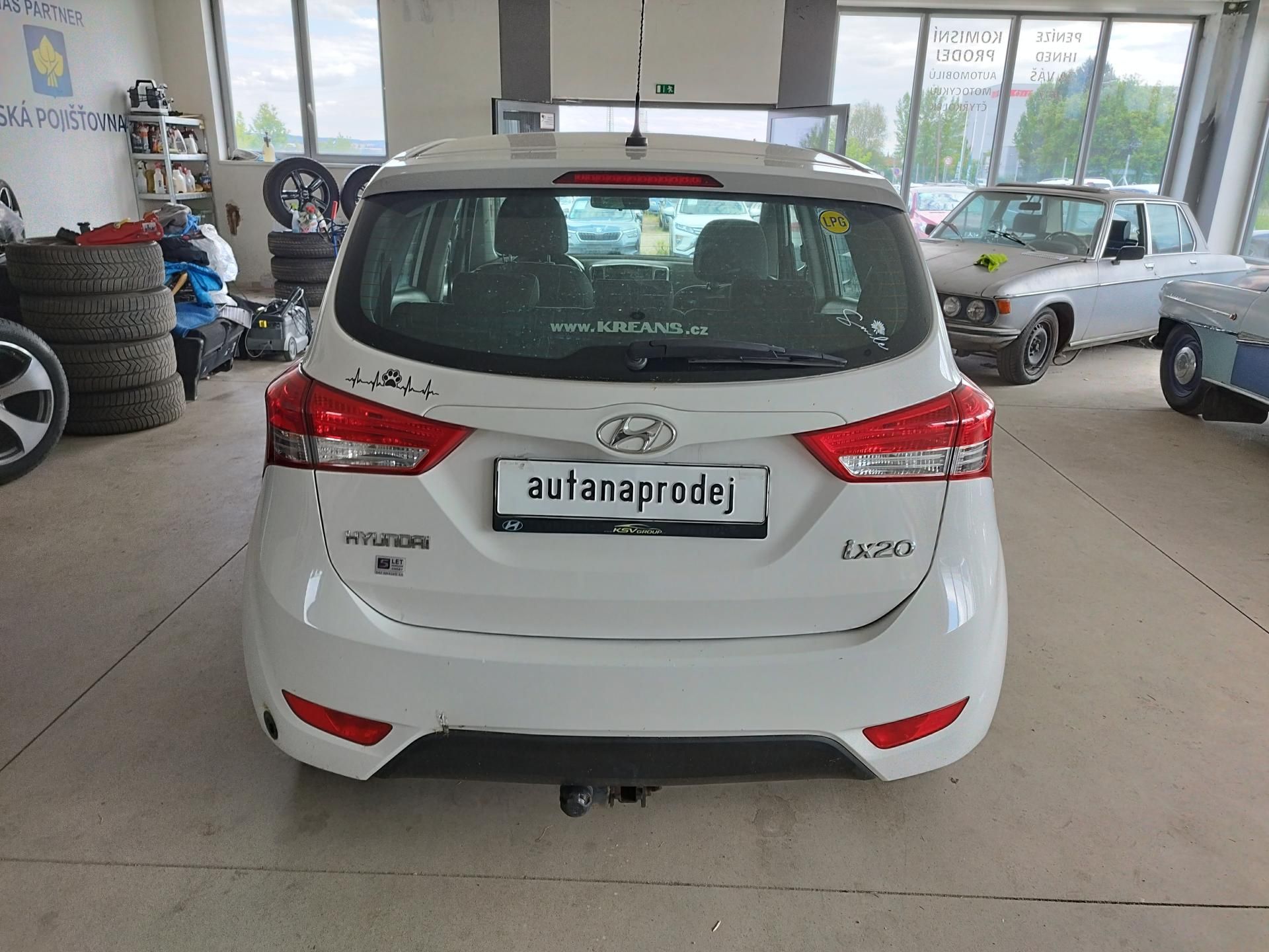 Hyundai ix20, 1,6i,91KW,AUTOMAT,ALU,TAŽ,LPG - fotka 5