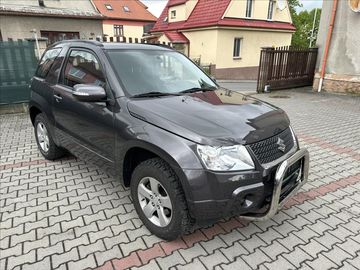 1,6 4x4 TAŽNÉ .Bez koroze.