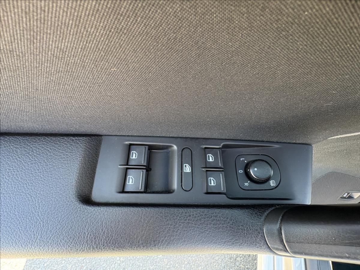 Volkswagen Passat, 2,0 TDi130kW Xen,ACC,Pano,NezT - fotka 4