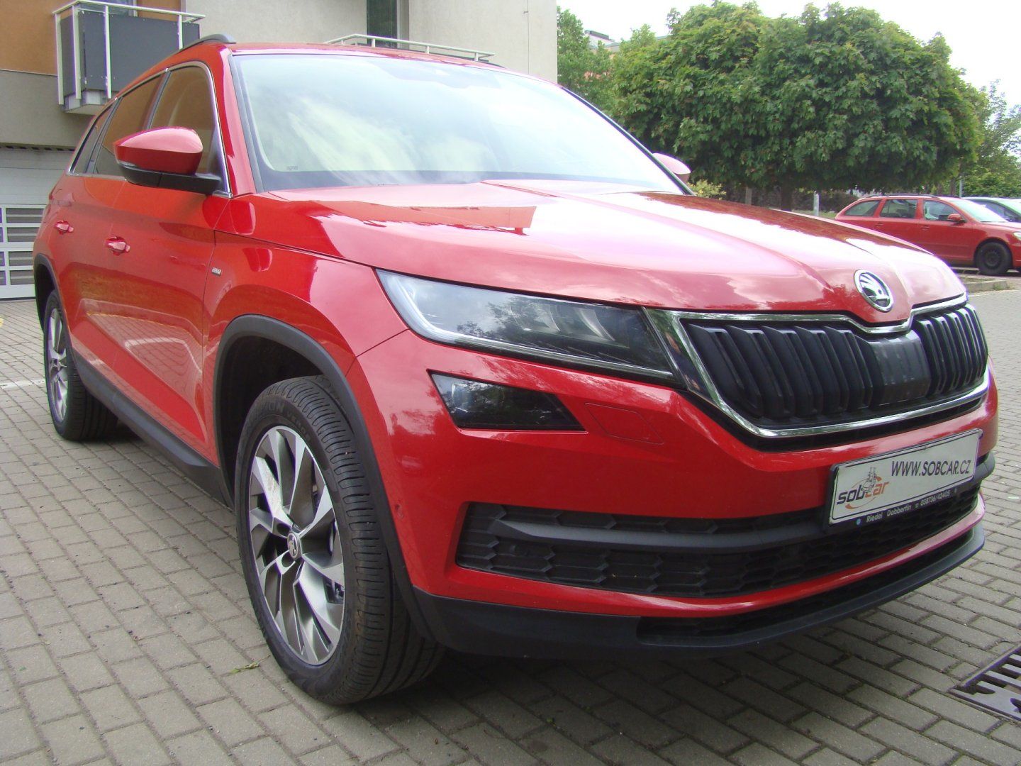 Škoda Kodiaq, 2.0 TDi 147kW 4x4 DSG WEBASTO - fotka 2