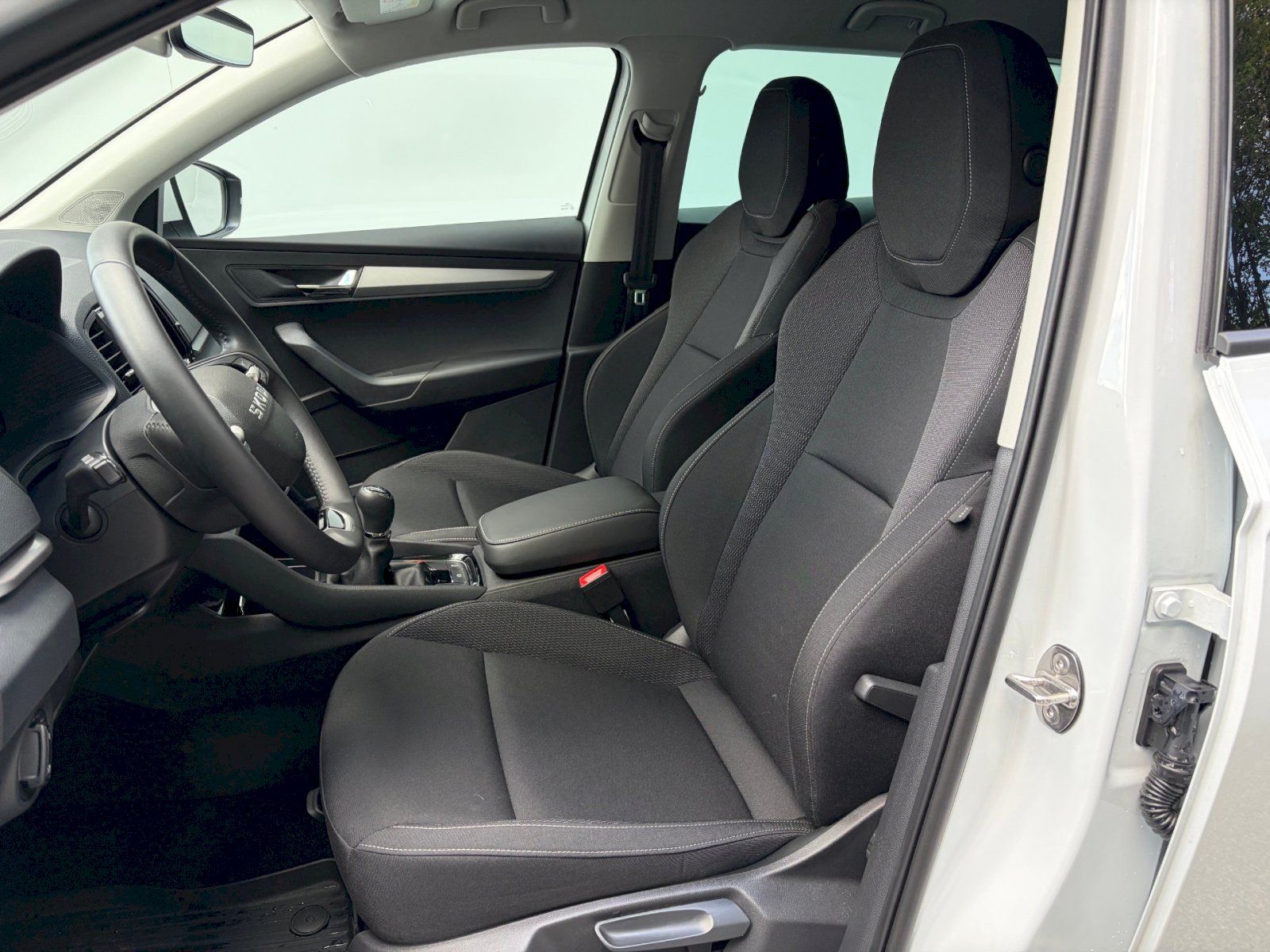 Škoda Karoq, 1.5 TSI 110kW Selection 6MP - fotka 6
