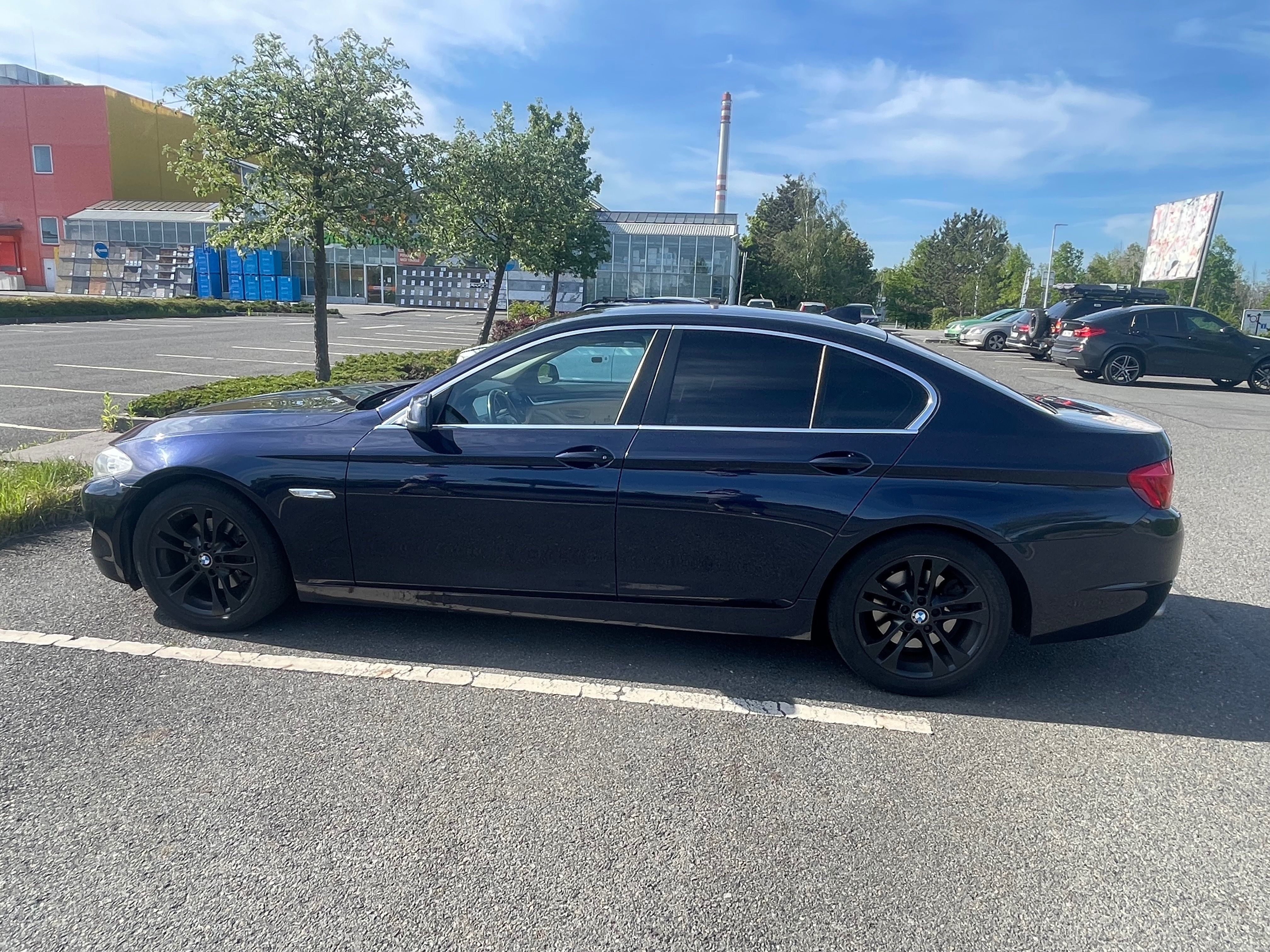 BMW Řada 5 - fotka 3