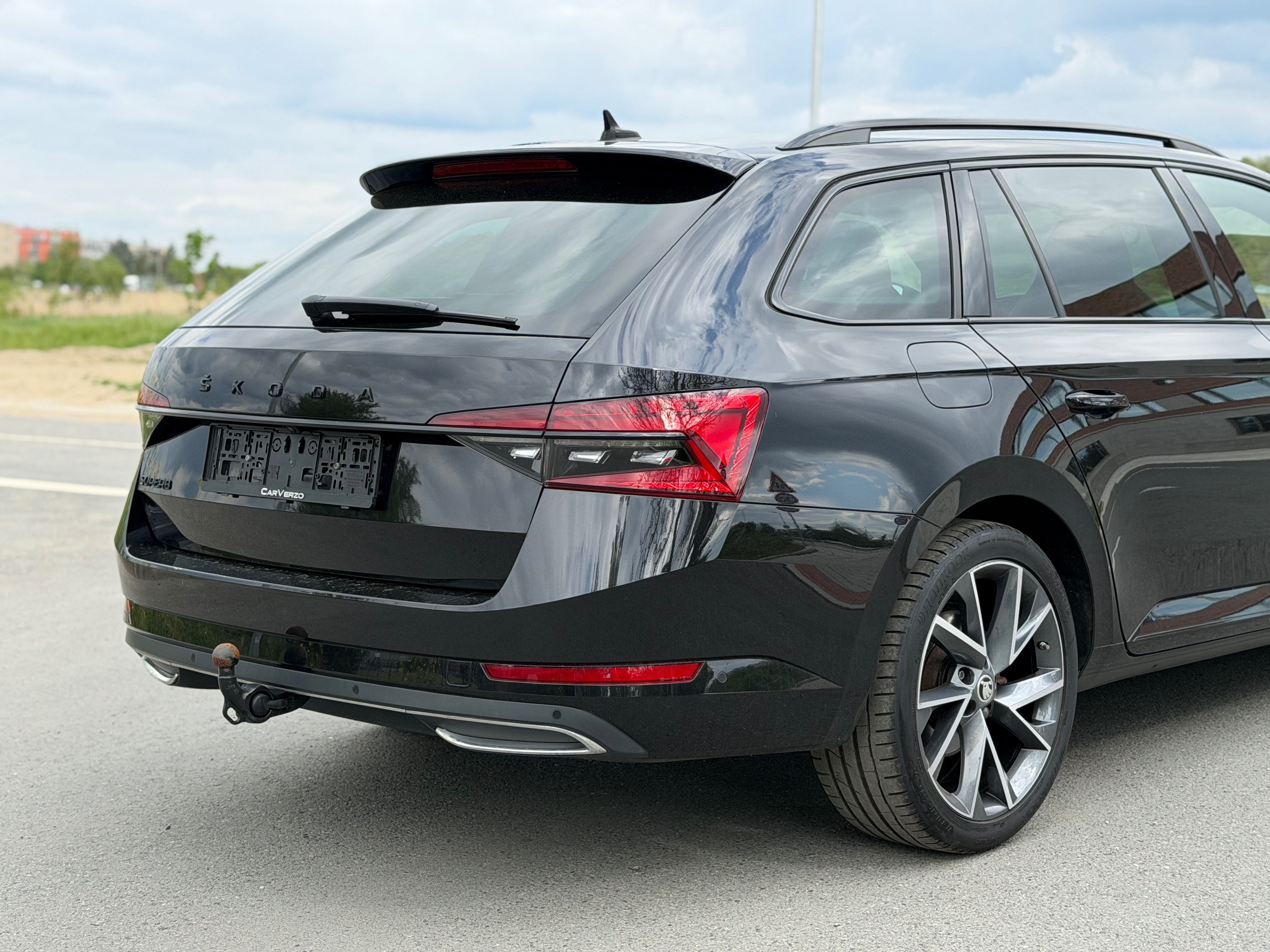 Škoda Superb, SPORTLINE TAŽNÝ 360KAMERY - fotka 6