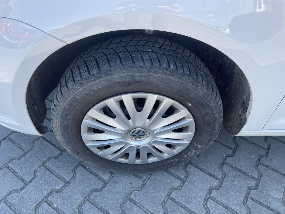 Volkswagen Caddy, 1,6 TDI 1.MAJITEL DPH NOVÁ STK - fotka 5