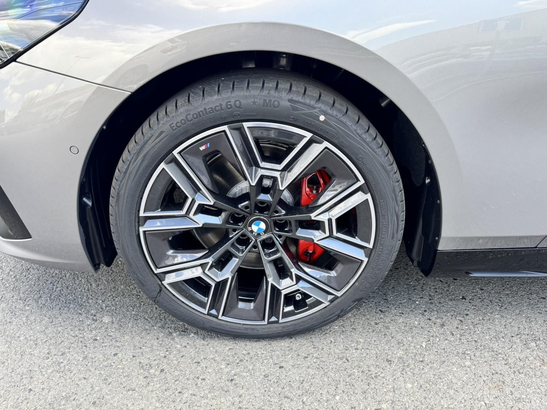 BMW Řada 5, 540d  xDrive Touring - fotka 4
