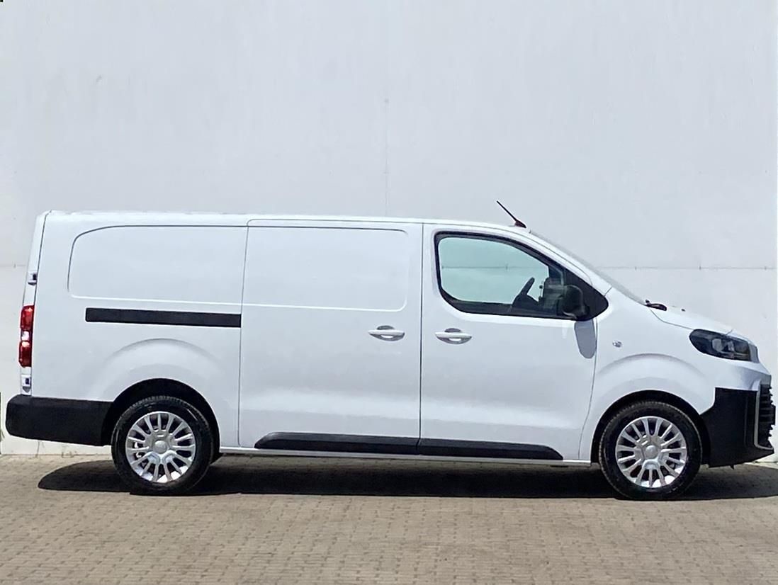 Toyota Proace, 2.0 D-4D 140k L2 Active Multim - fotka 3