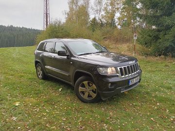 3.0 V6 177kW LIMITED