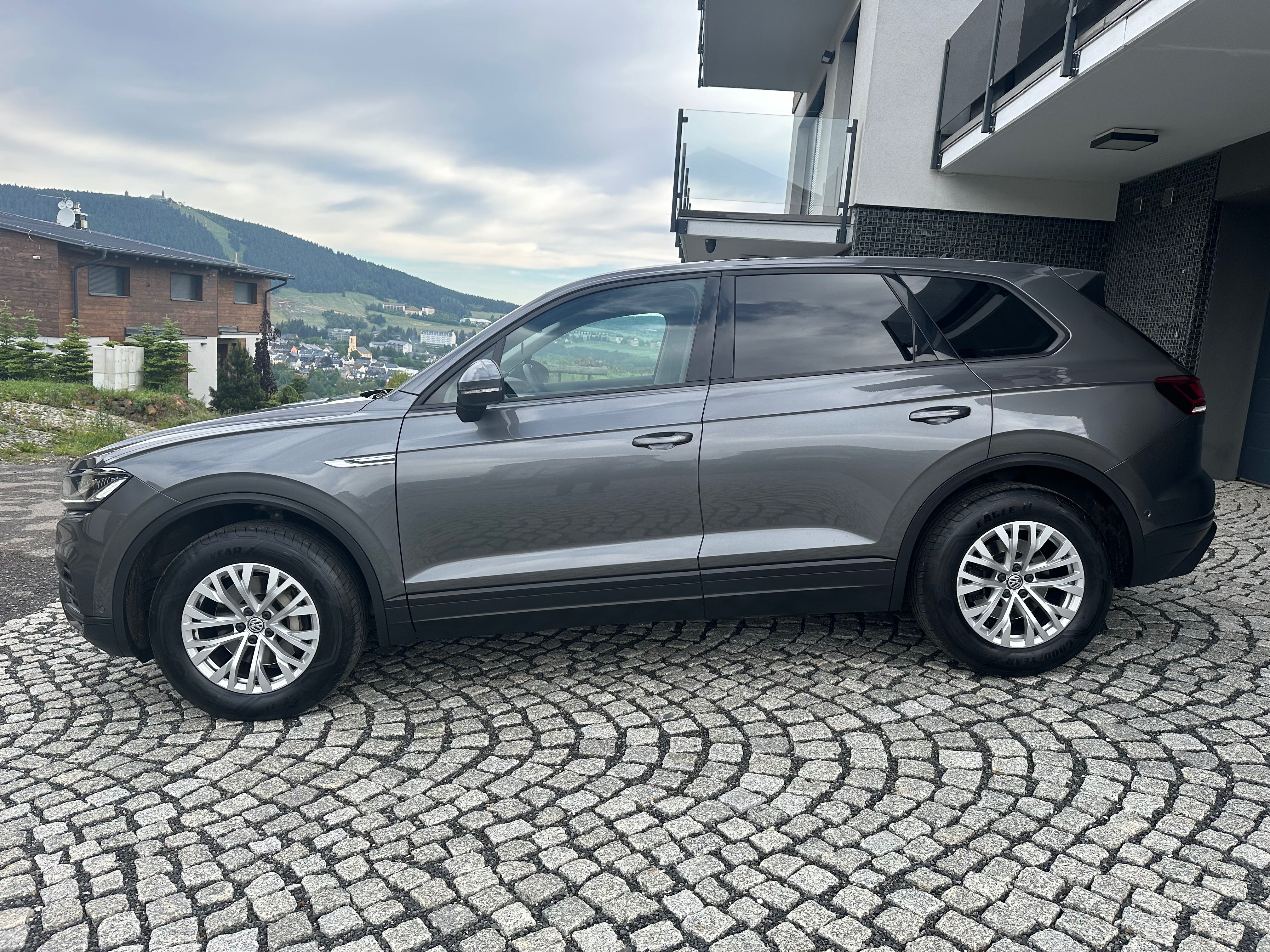 Volkswagen Touareg, 3.0tdi,210kw,2019,TZ3500kg - fotka 6