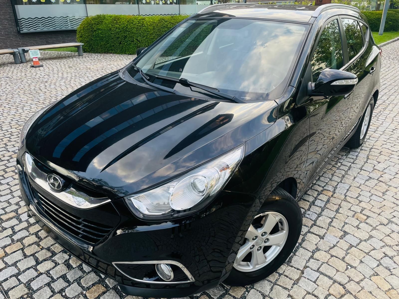 Hyundai ix35, 2.0i AUTOMAT VYHŘEV SERVISKA - fotka 4
