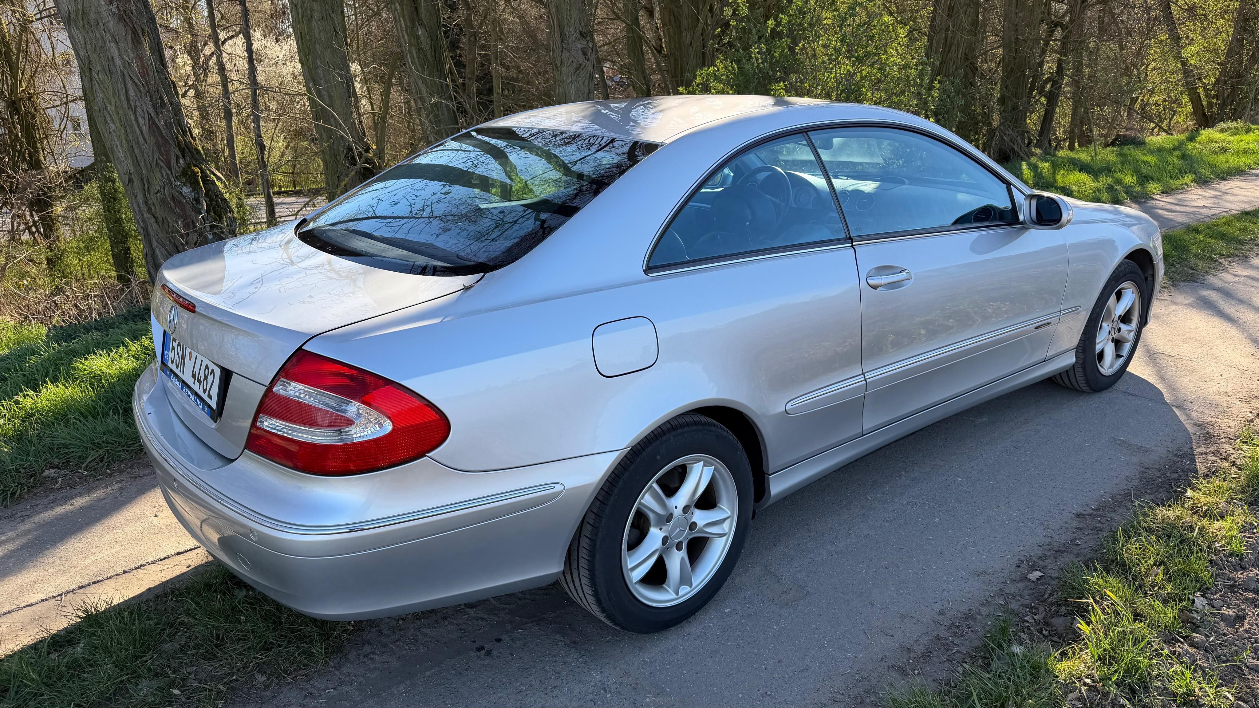 Mercedes-Benz CLK, 240 coupe - fotka 4