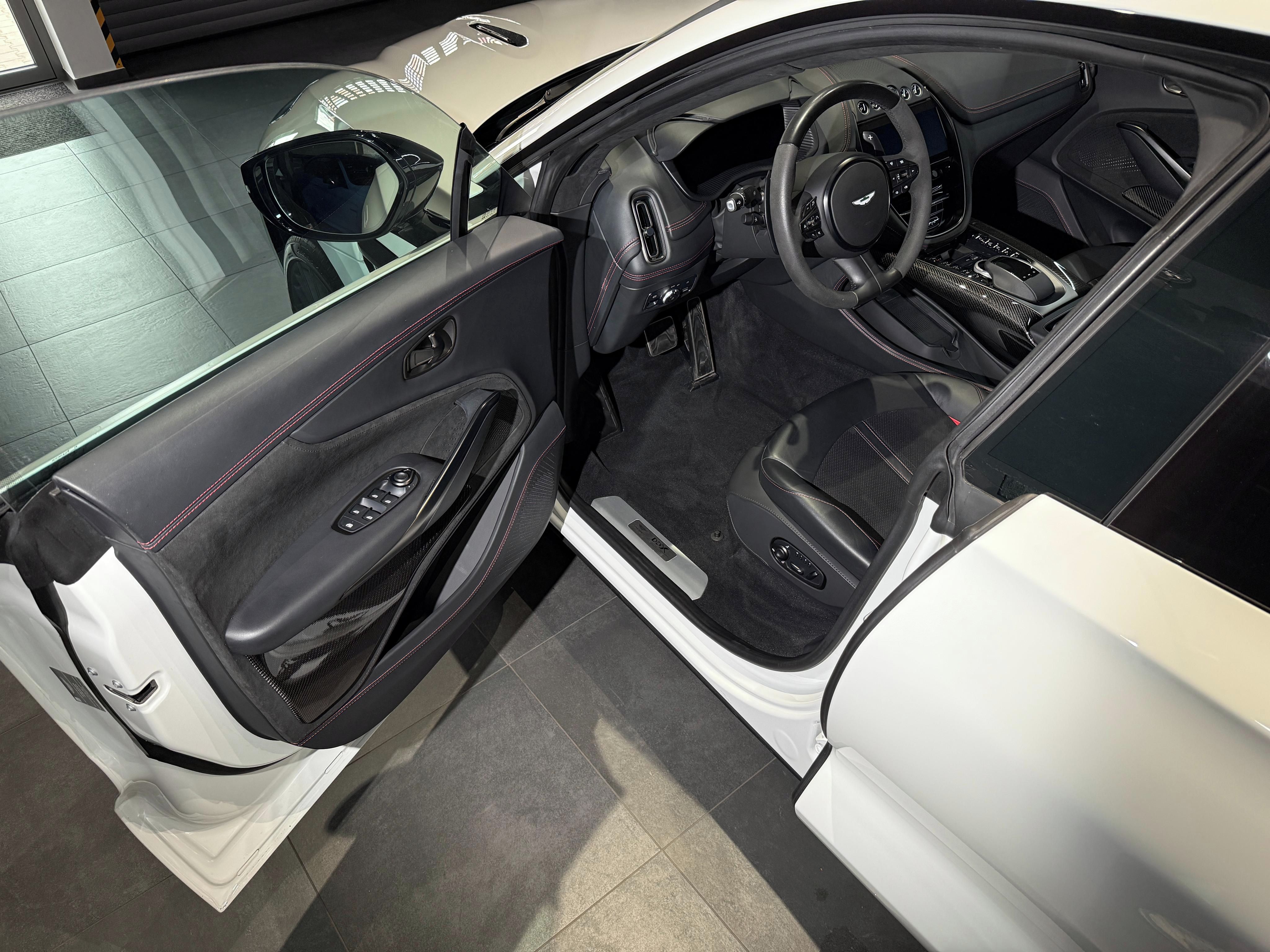 Aston Martin DBX, 405kW*Carbon*Alcantar*Tažné - fotka 5