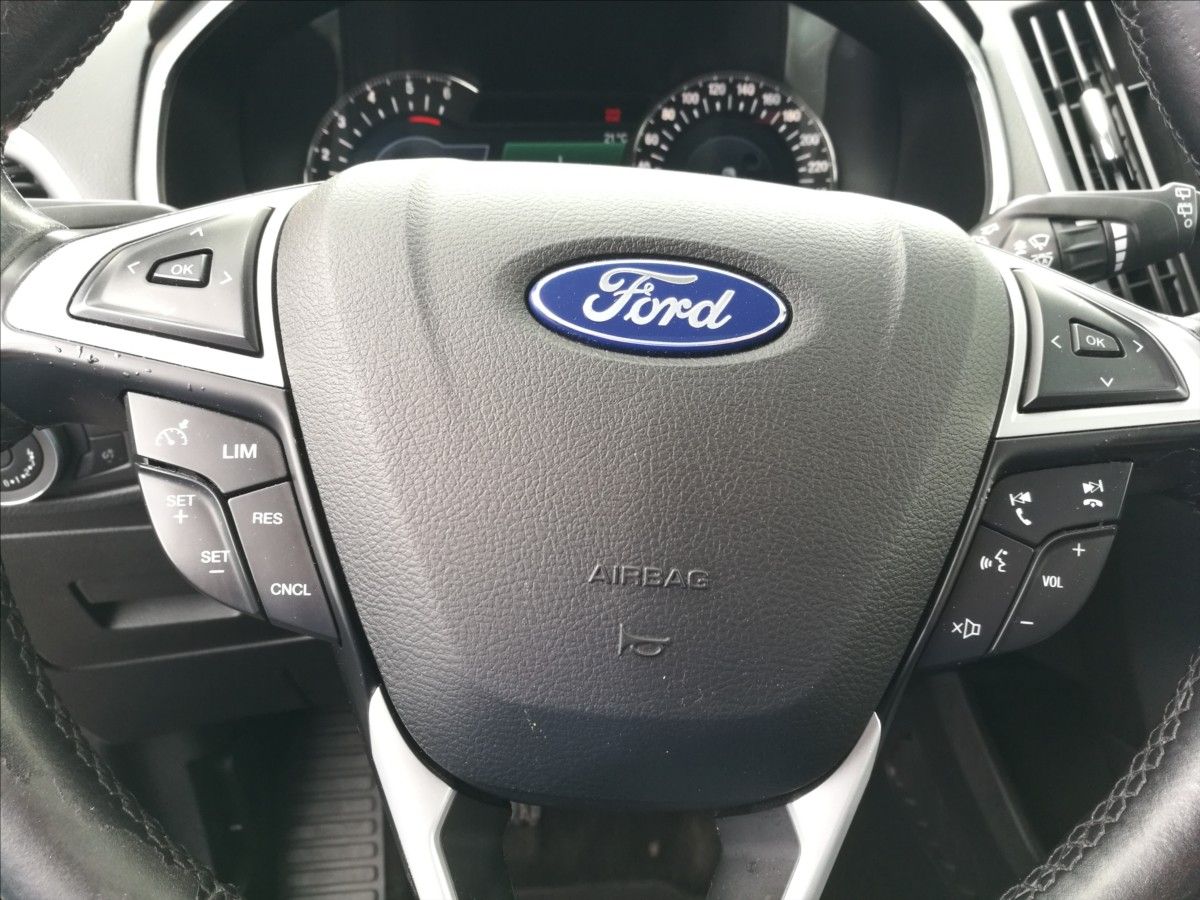 Ford Galaxy, 2,0 TDCi AWD 7míst Titanium - fotka 6