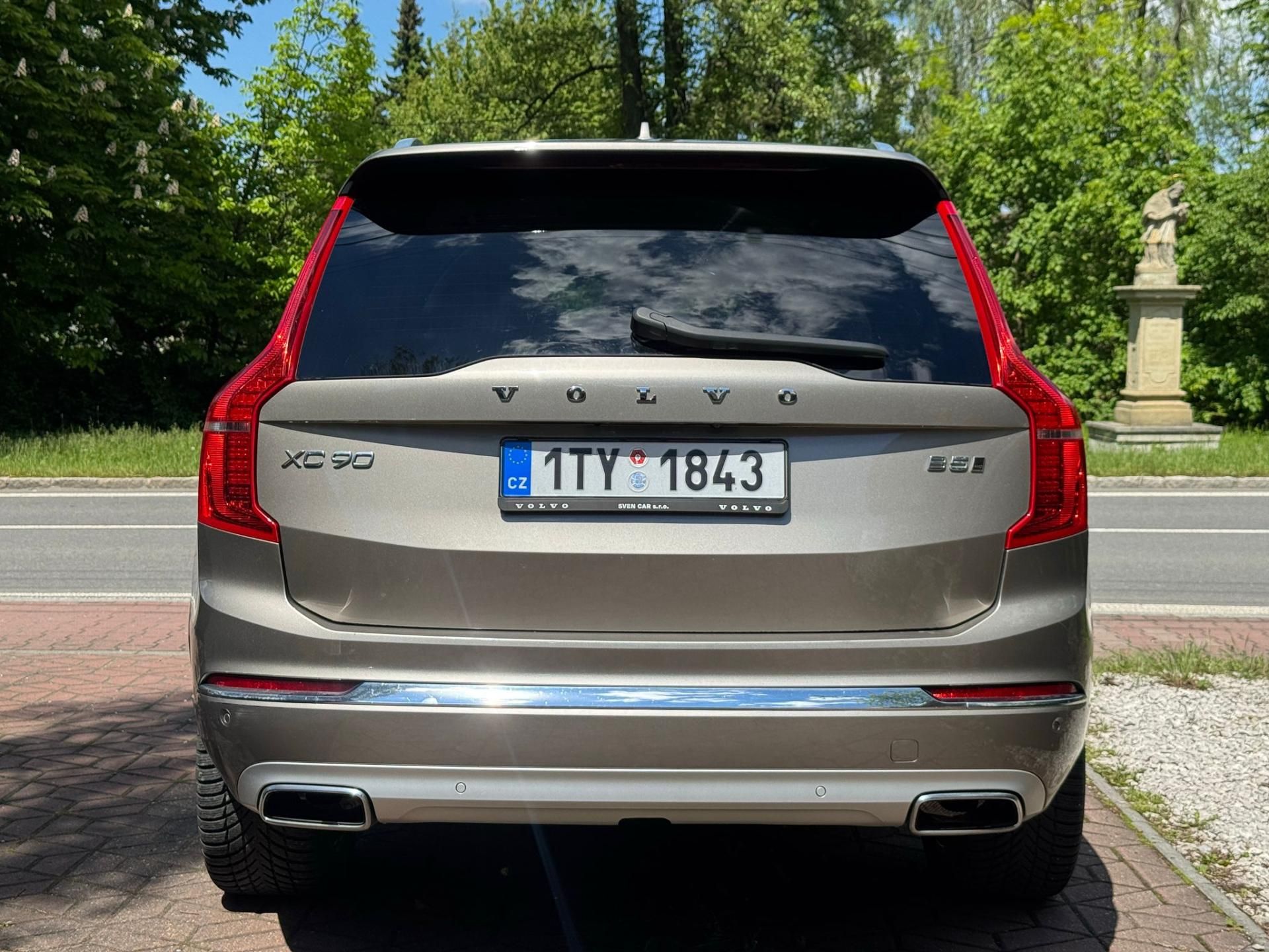 Volvo XC90, 1. MAJITEL ČR DPH TOP  CRYSTAL - fotka 5