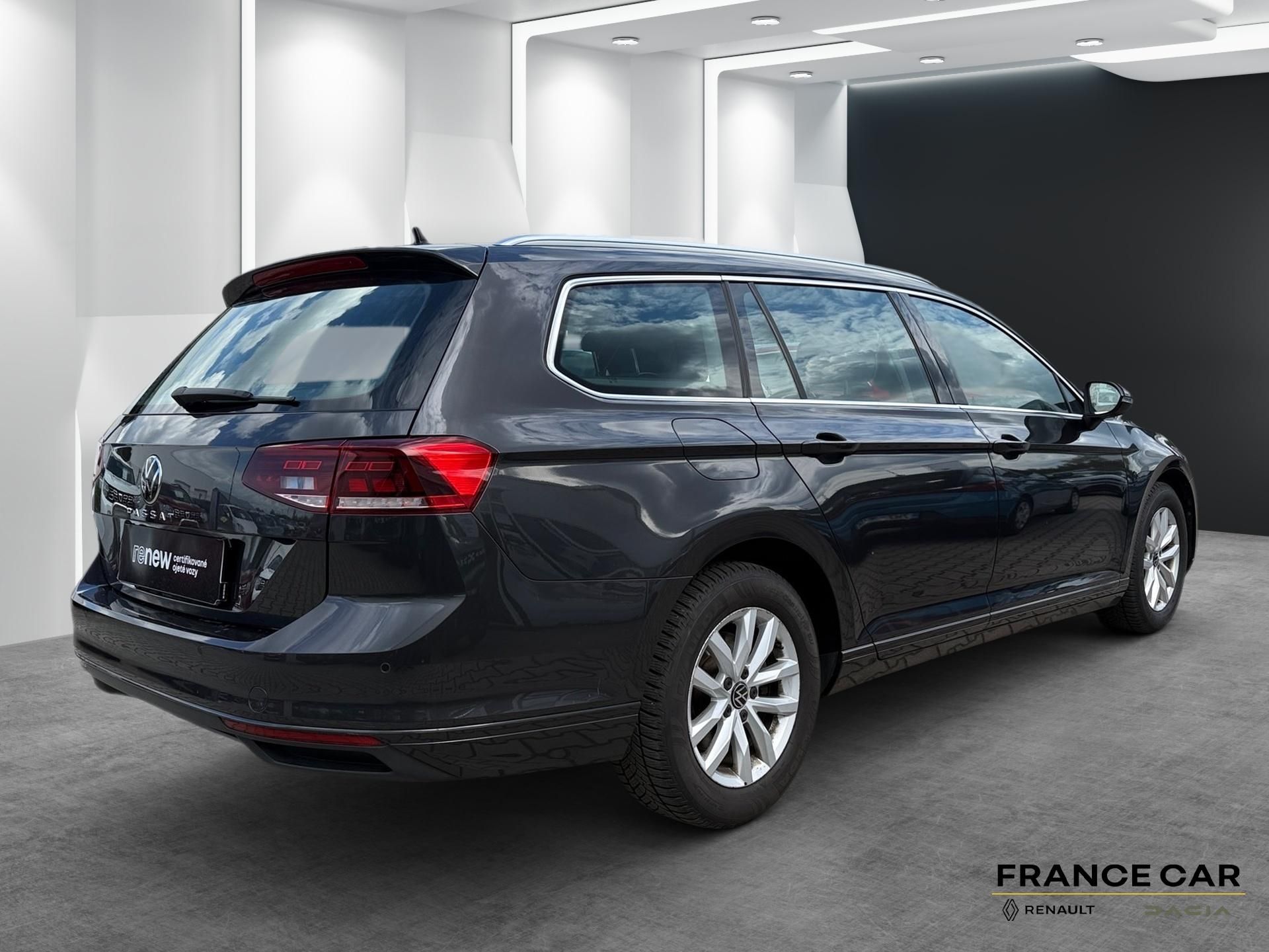 Volkswagen Passat, 1,5 TSi 110 kW Business - fotka 5