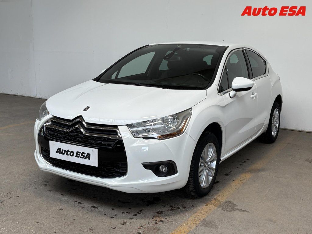 Citroën DS4, 1.6 VTi,AC,tempo - fotka 3
