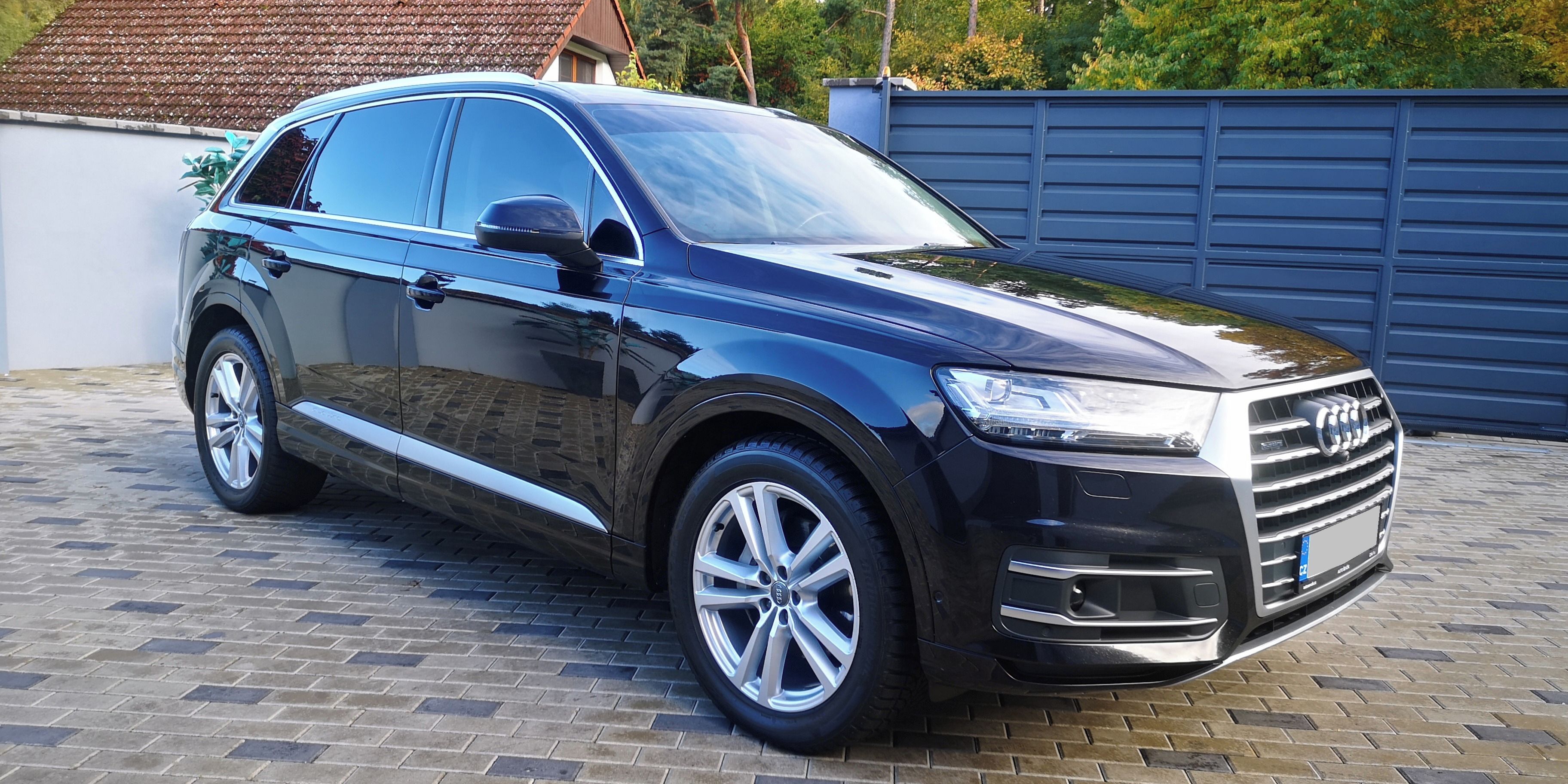 Audi Q7, 3,0 TDI - V6 - 200kw!! QUATTRO - fotka 4