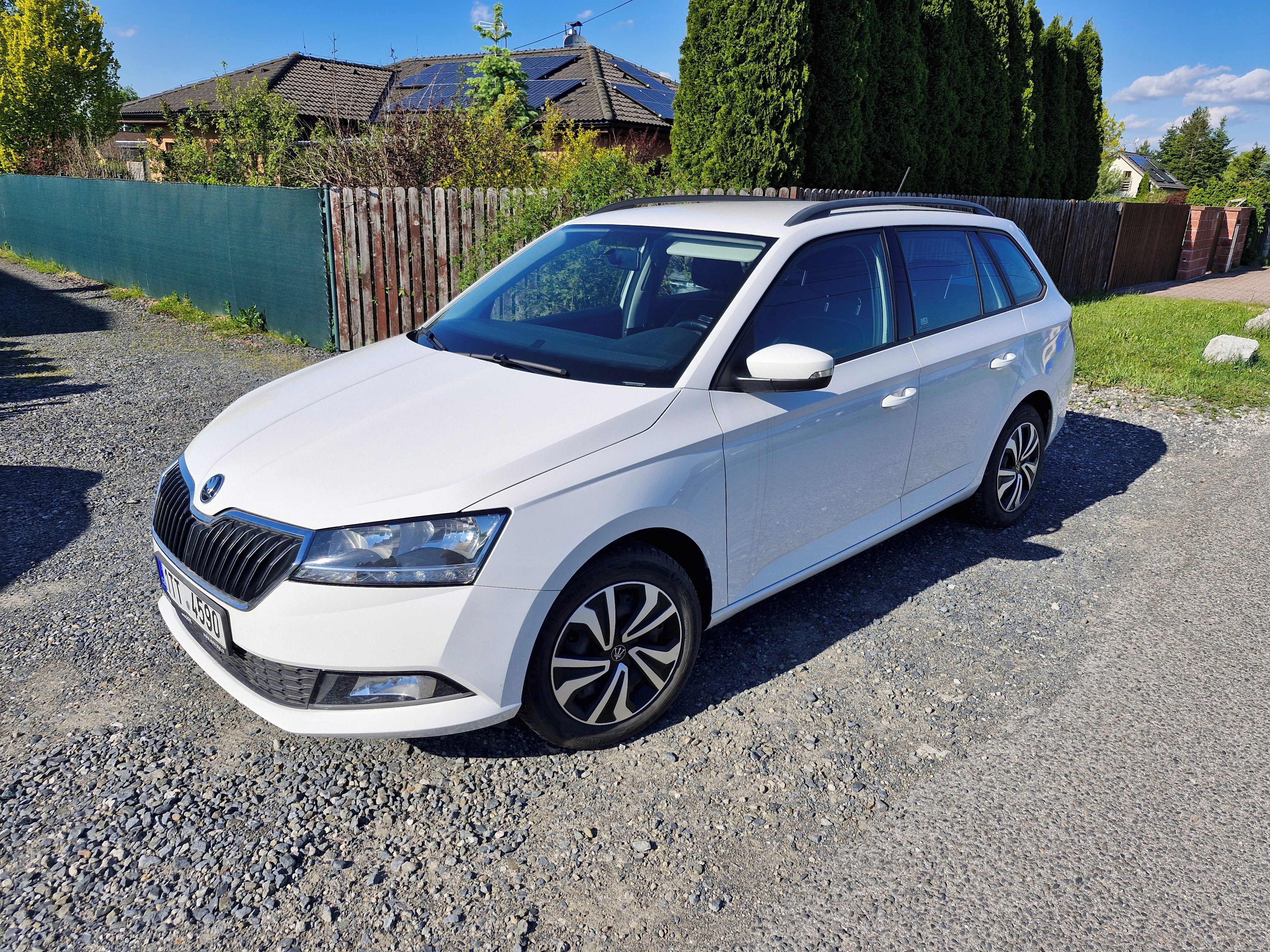 Škoda Fabia, 1,0 tsi, 70kw, Čr, TZ, serv.kn - fotka 5