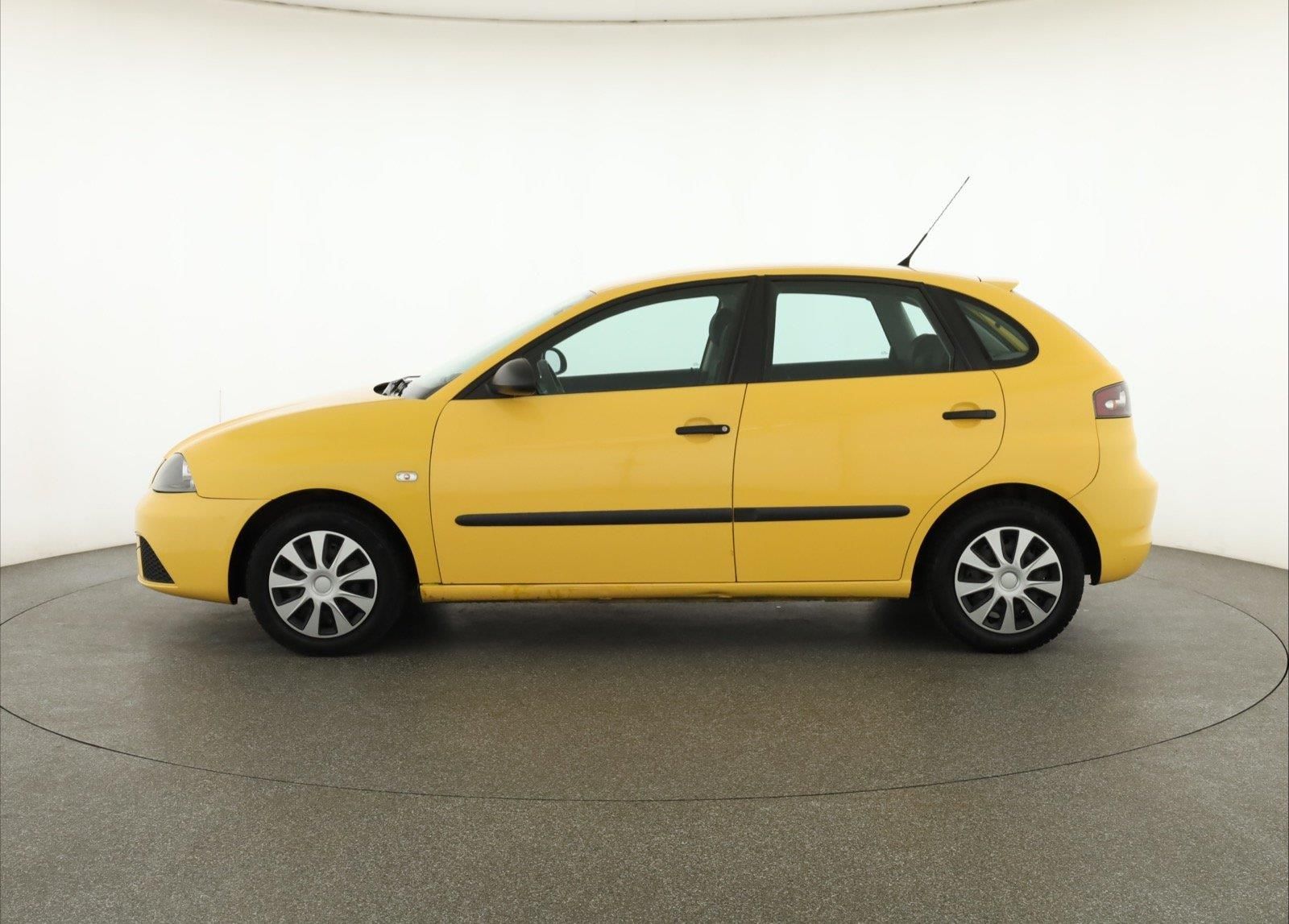 Seat Ibiza, 1.2 12V, po STK, Tažné - fotka 3