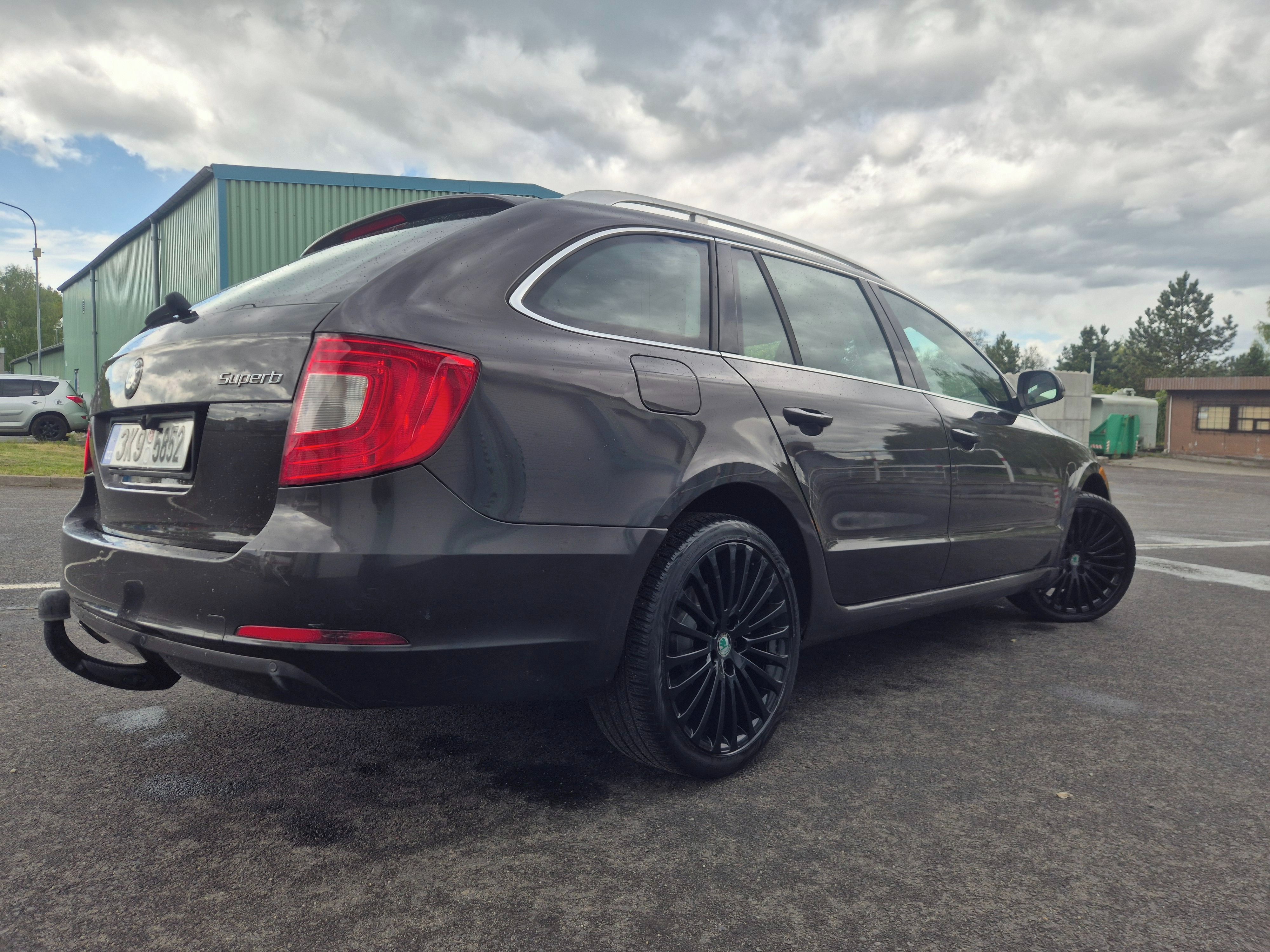 Škoda Superb, 1 maj.plný servis ZÁRUKA 1 ROK - fotka 4