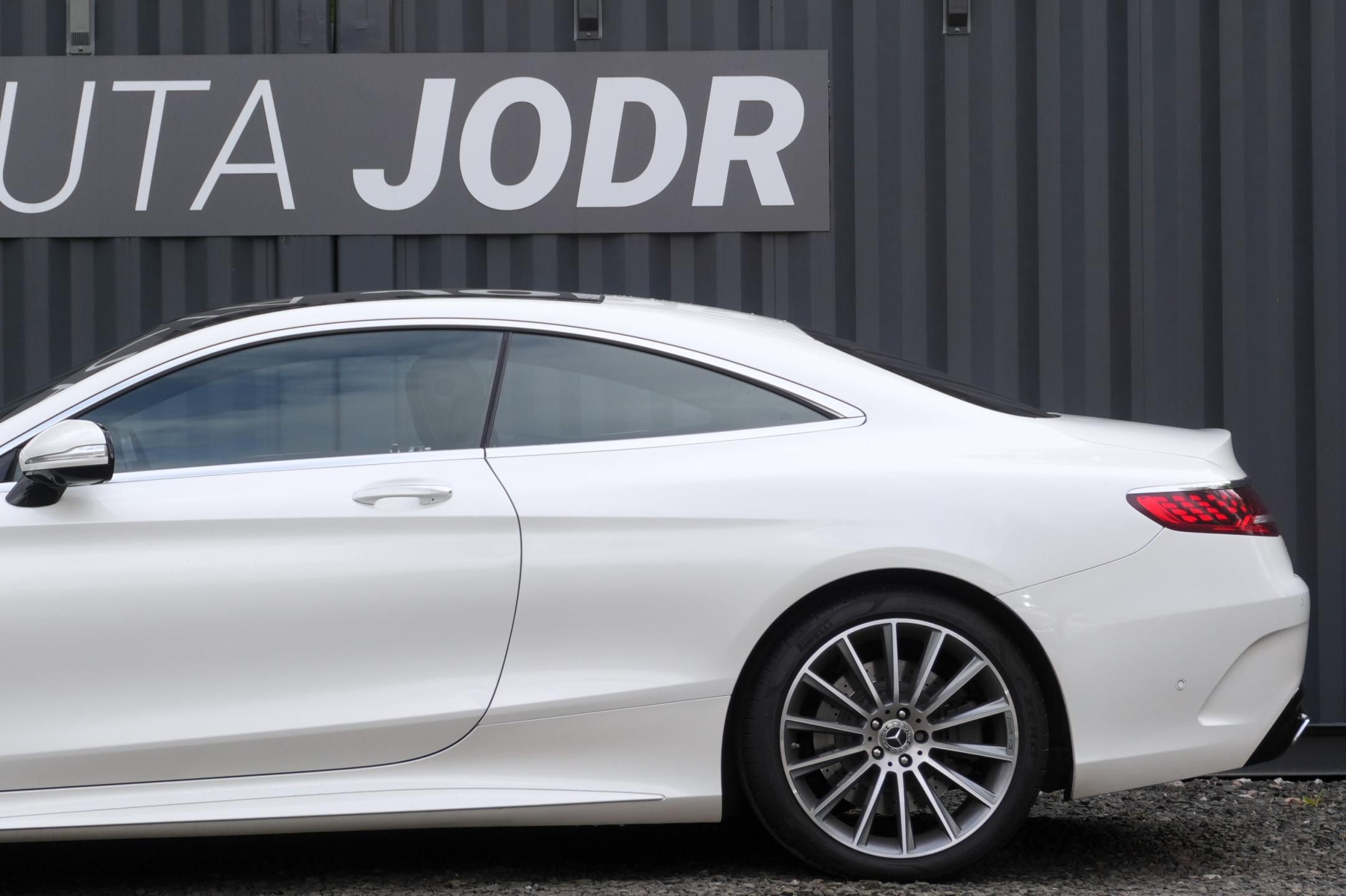 Mercedes-Benz Třídy S, S560 Coupe 4-Matic, ČR, Masáže - fotka 3